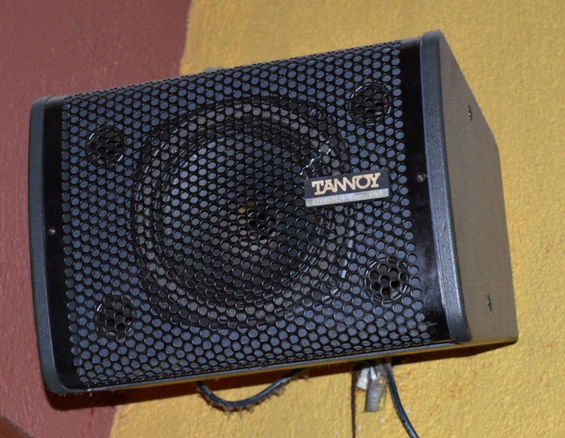2 x Tannoy i8 130 watt 8 Ω Dual Concentric Loudspeakers - CL150 - Location: Altrincham WA14 - More - Image 2 of 3