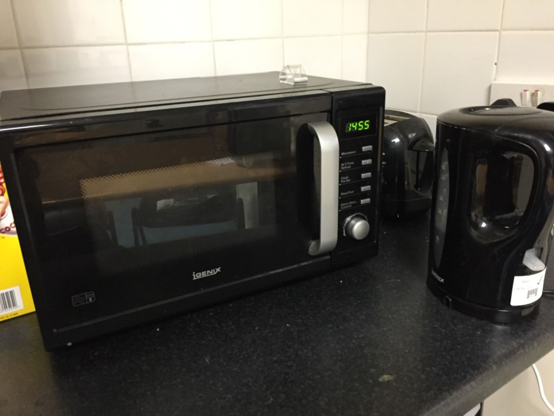 Job Lot of Staff Canteen Contents Including Sofa And Appliances - Ref: CF022 - CL127 - Location: