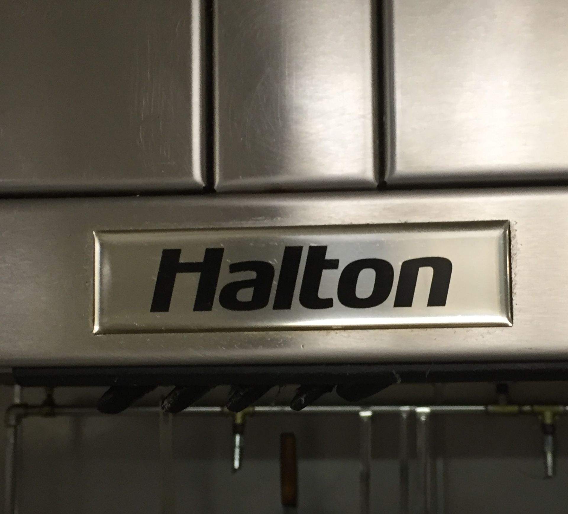 1 x Halton Stainless Steel Commercial Extractor Hood With Filters - Dimensions: 1248cm x 148cm x - Image 4 of 5