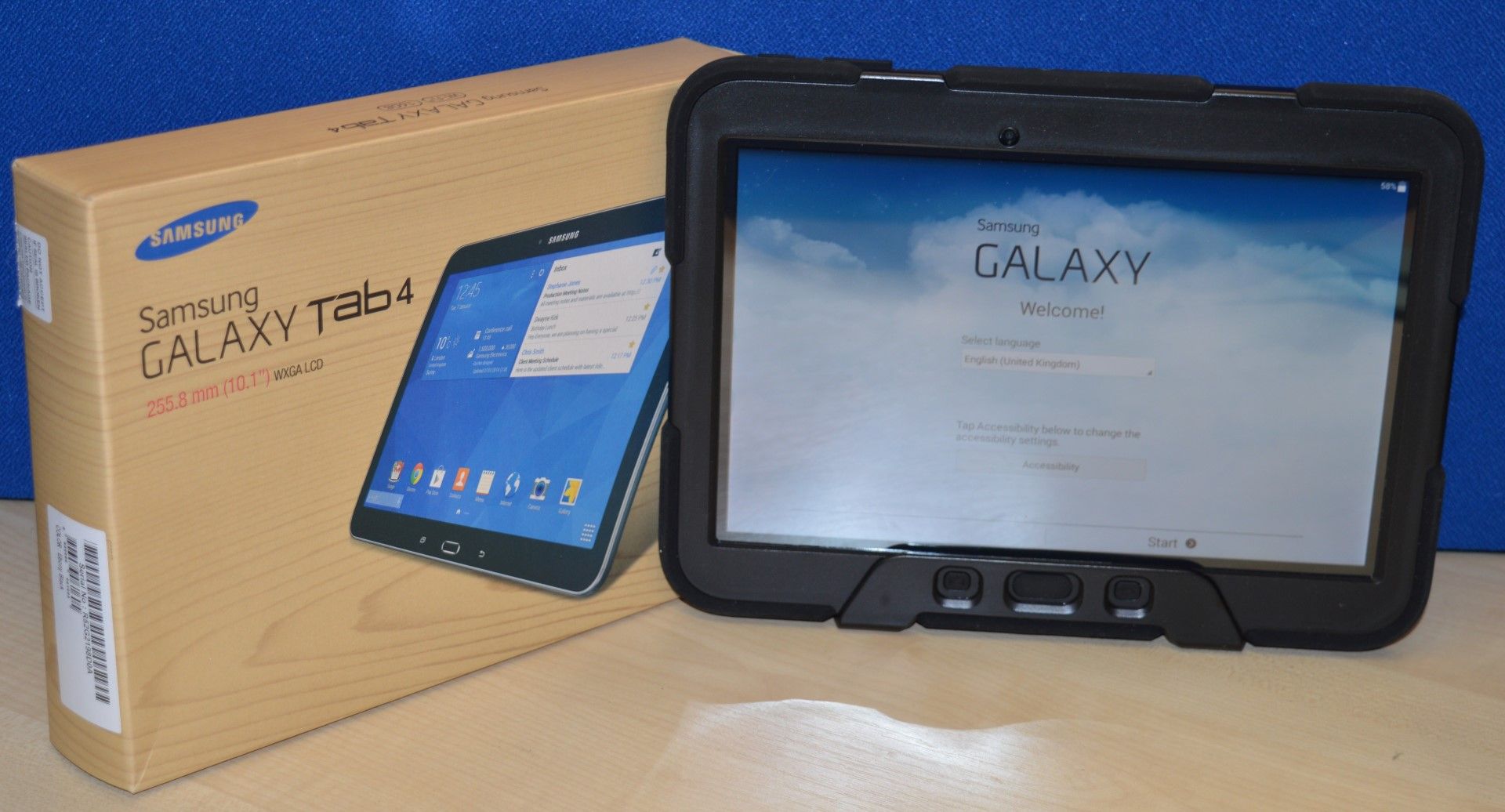 1 x Samsung Galaxy Tab 4 - Model SM-T530 - Features 10.1 Inch LCD Screen, 1.2ghz 1.5gb Ram, 16gb Rom