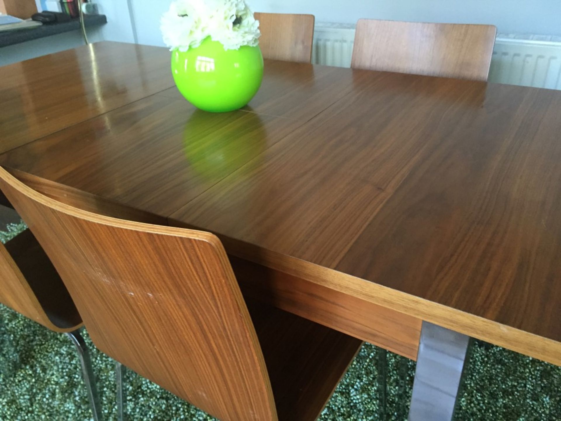 1 x Italian Extending Dining Table With 4 Chairs - Dimensions: Length 120cm (160cm Extended) x D80cm - Image 3 of 8