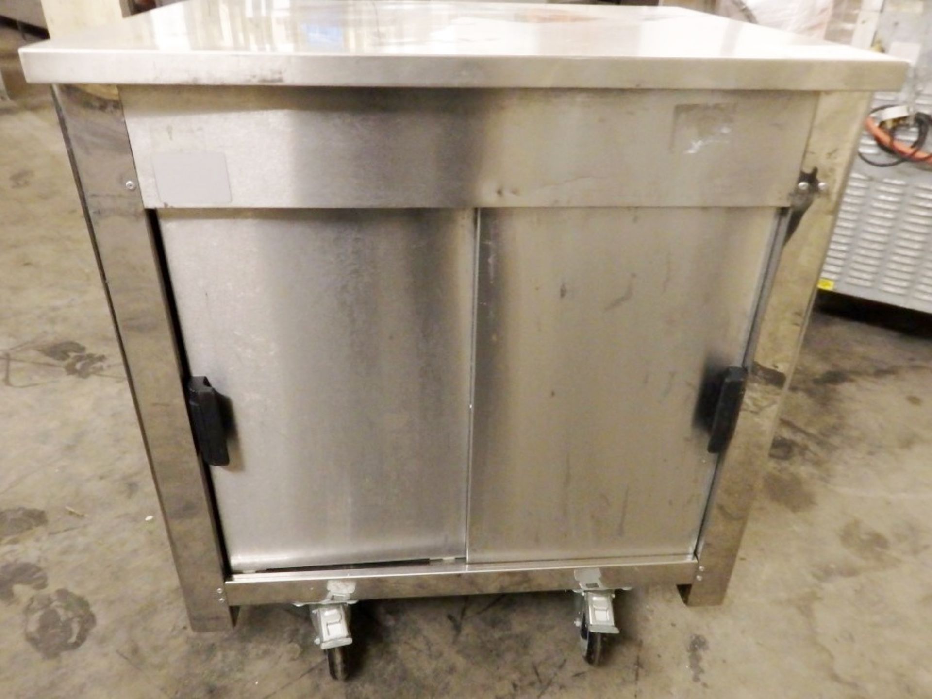 1 x Serving Counter With Storage - On Castors For Maneuverability - Ideal For Pub Carvery, Canteens, - Image 7 of 8