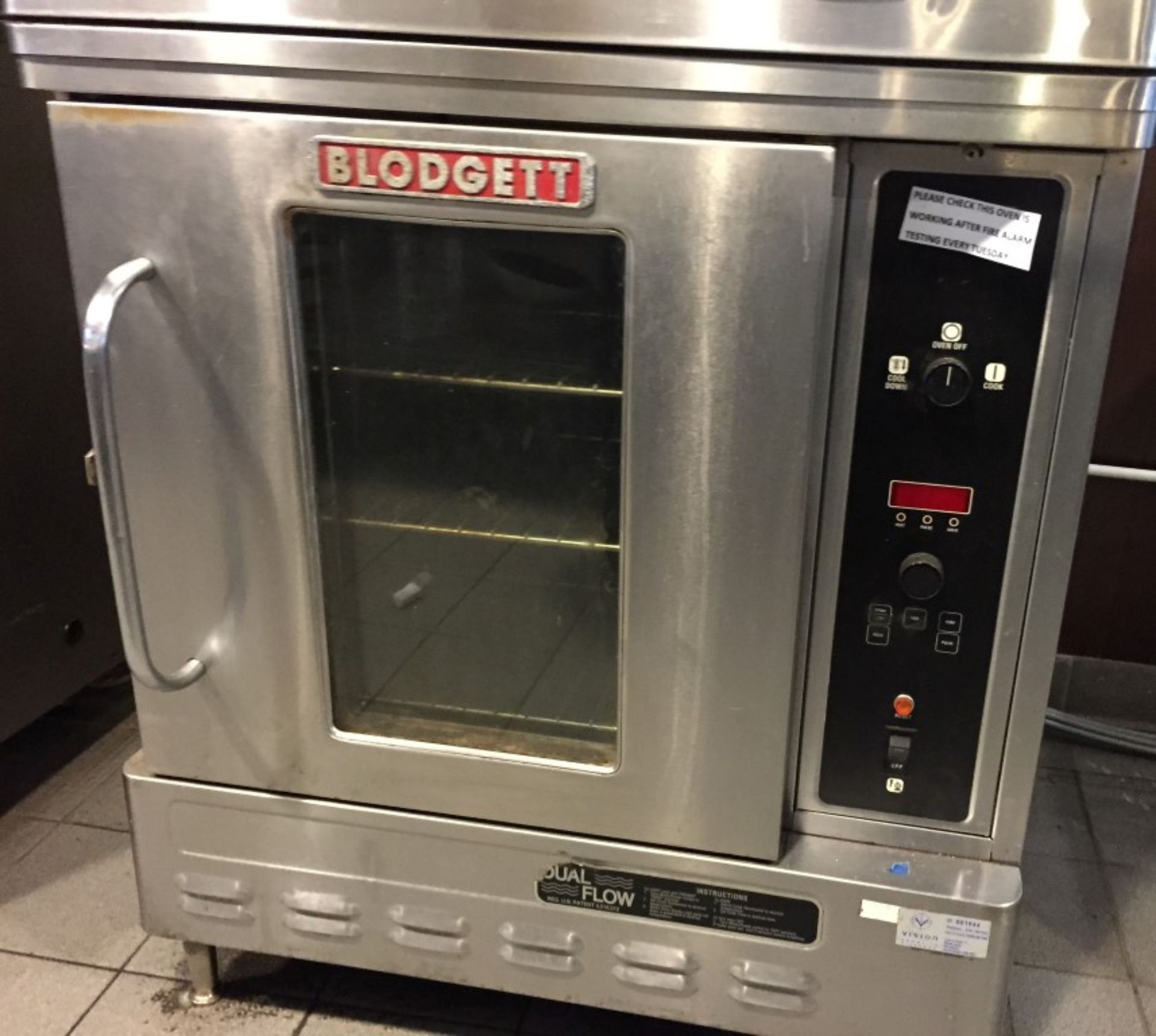 1 x Blodgett Convection Oven - Model DFG50 - Features Duel Flow, Half Size, Single Deck, Solid State - Image 6 of 7