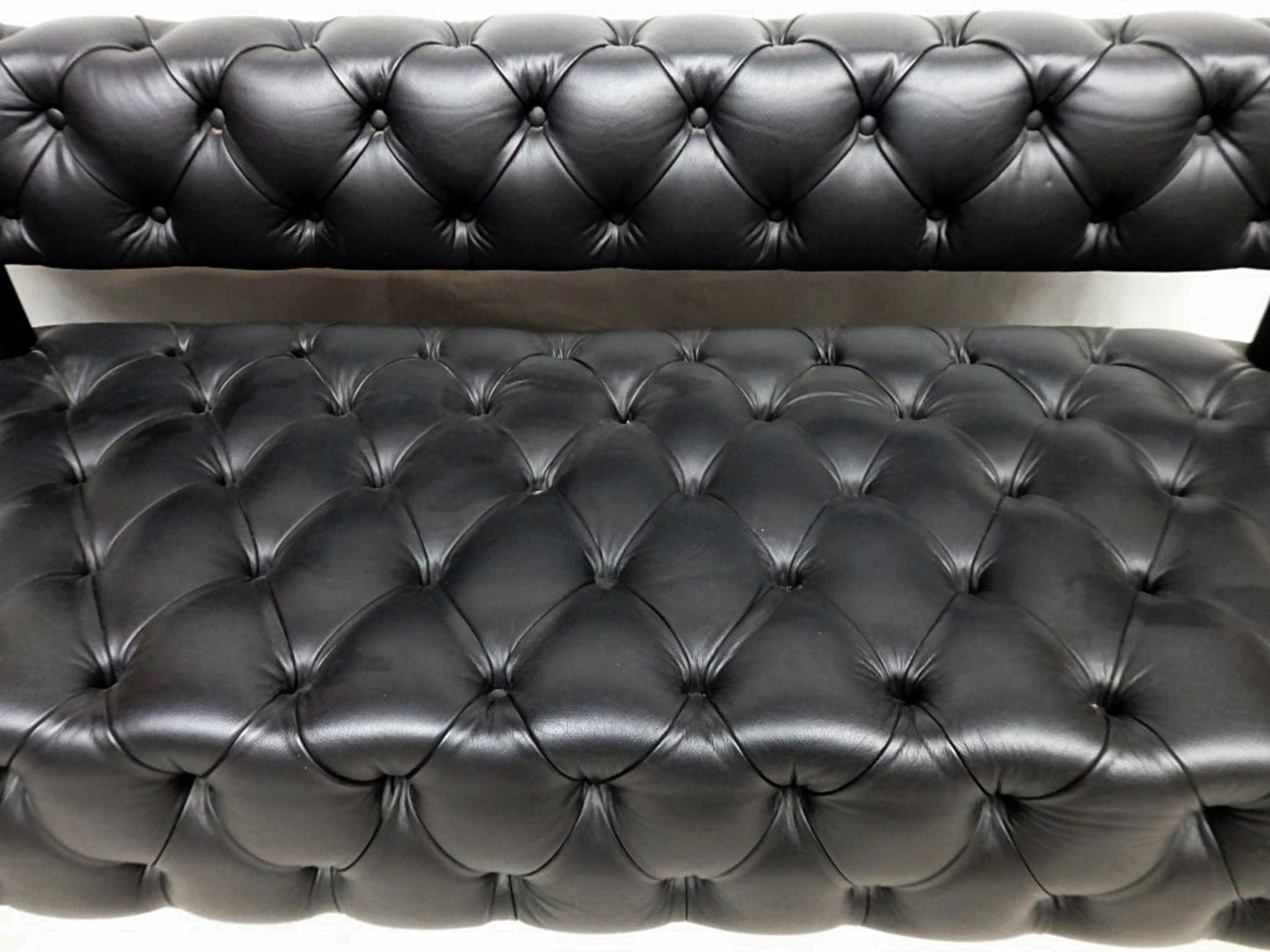 1 x Black Leather Buttoned Bench Seating - Ref: DB017 - Expertly Built And Upholstered By British - Image 2 of 5