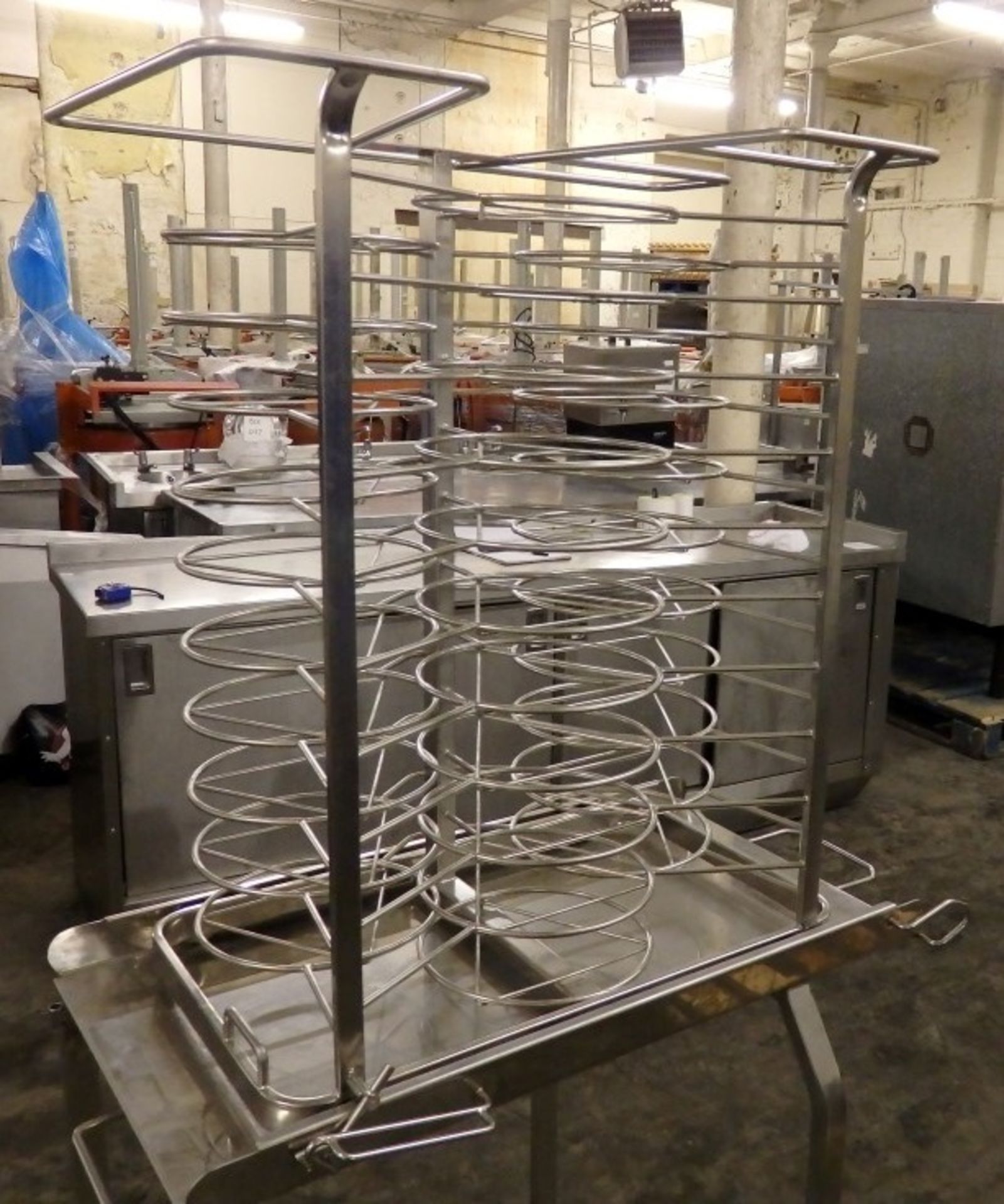 1 x Stainless Steel Plate Rack / Trolley With Thermal Cover - 31 Plate Capacity - Only Used Once - - Image 4 of 4