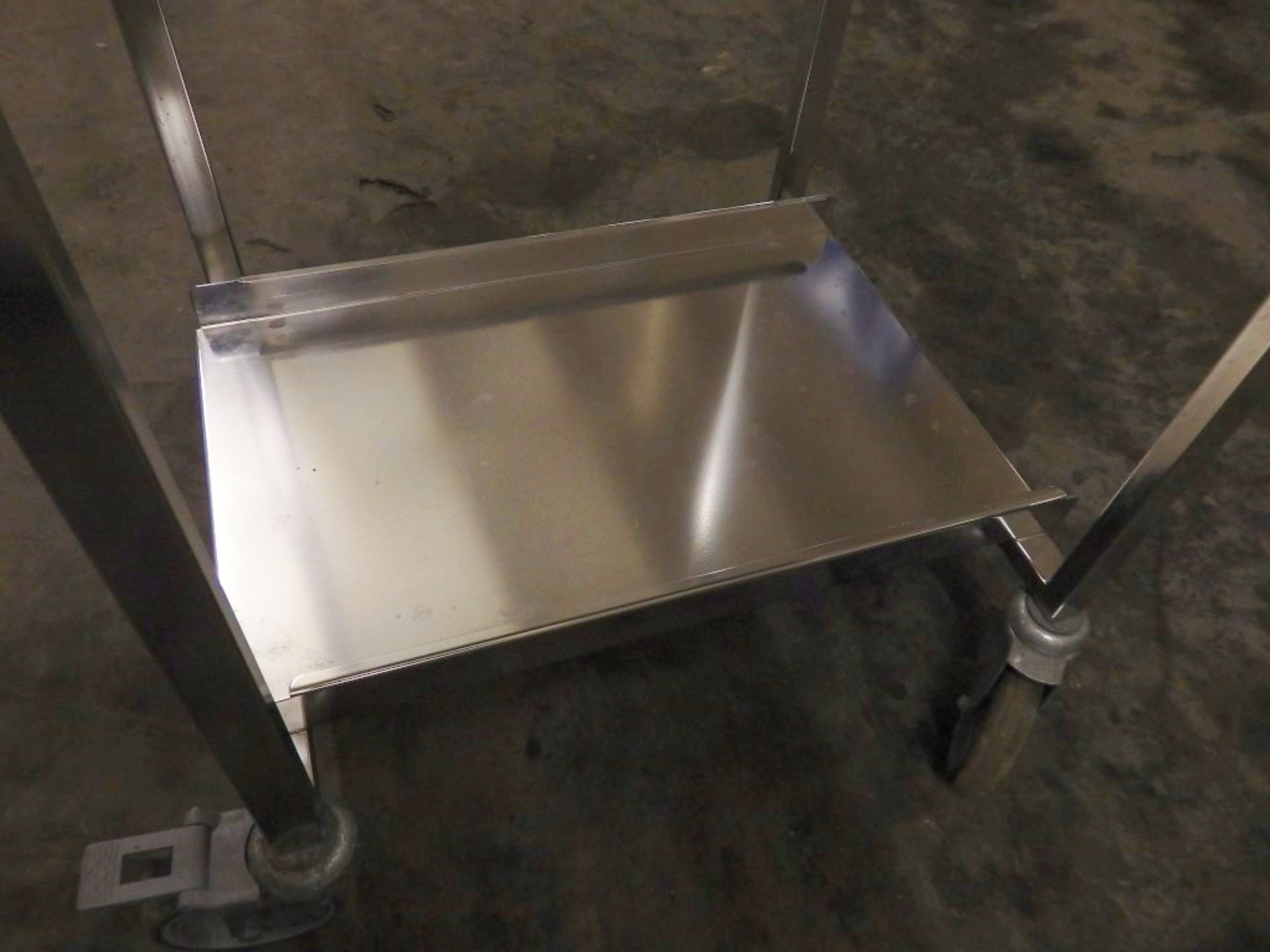 1 x Stainless Steel Plate Rack / Trolley With Thermal Cover & Bottom Tray - Only Used Once - 31 - Image 3 of 5