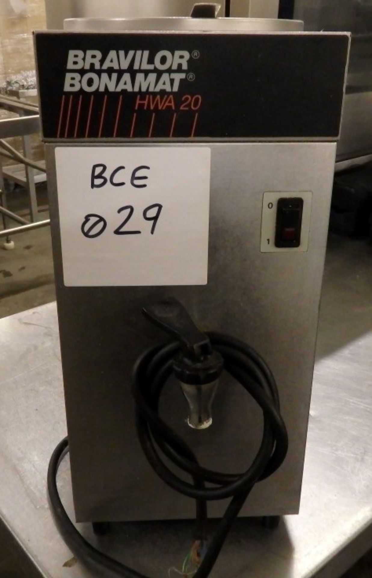 1 x Bravilor Bonamat Commercial Water Boiler (HWA 20) - 3 Litre Capacity - Dimensions: W20 x D23 x - Image 2 of 7