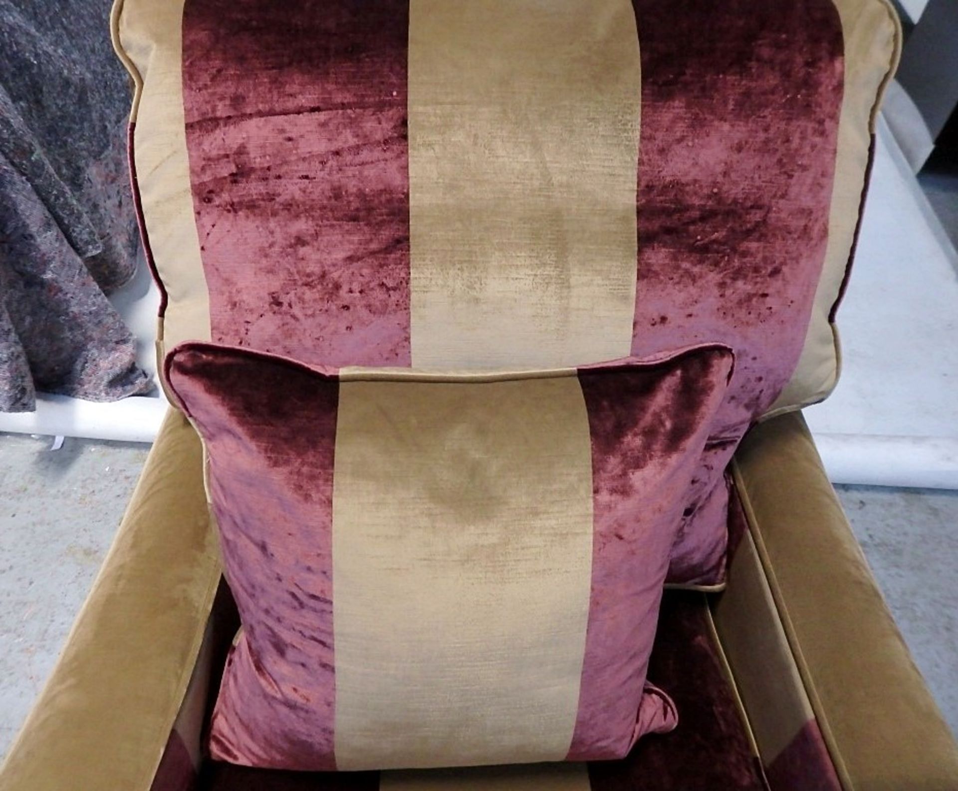 1 x Duresta Premium Designer Striped Chair - CL050 - Ref: JMH011 - W96 x D106 x H96 - Location: - Image 3 of 6