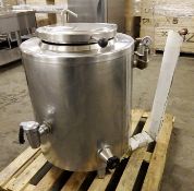 1 x "Bartlett" Stainless Steel Ham Boiler Cooking Tank - Ideal For Boiling Hams Or Other Meats -