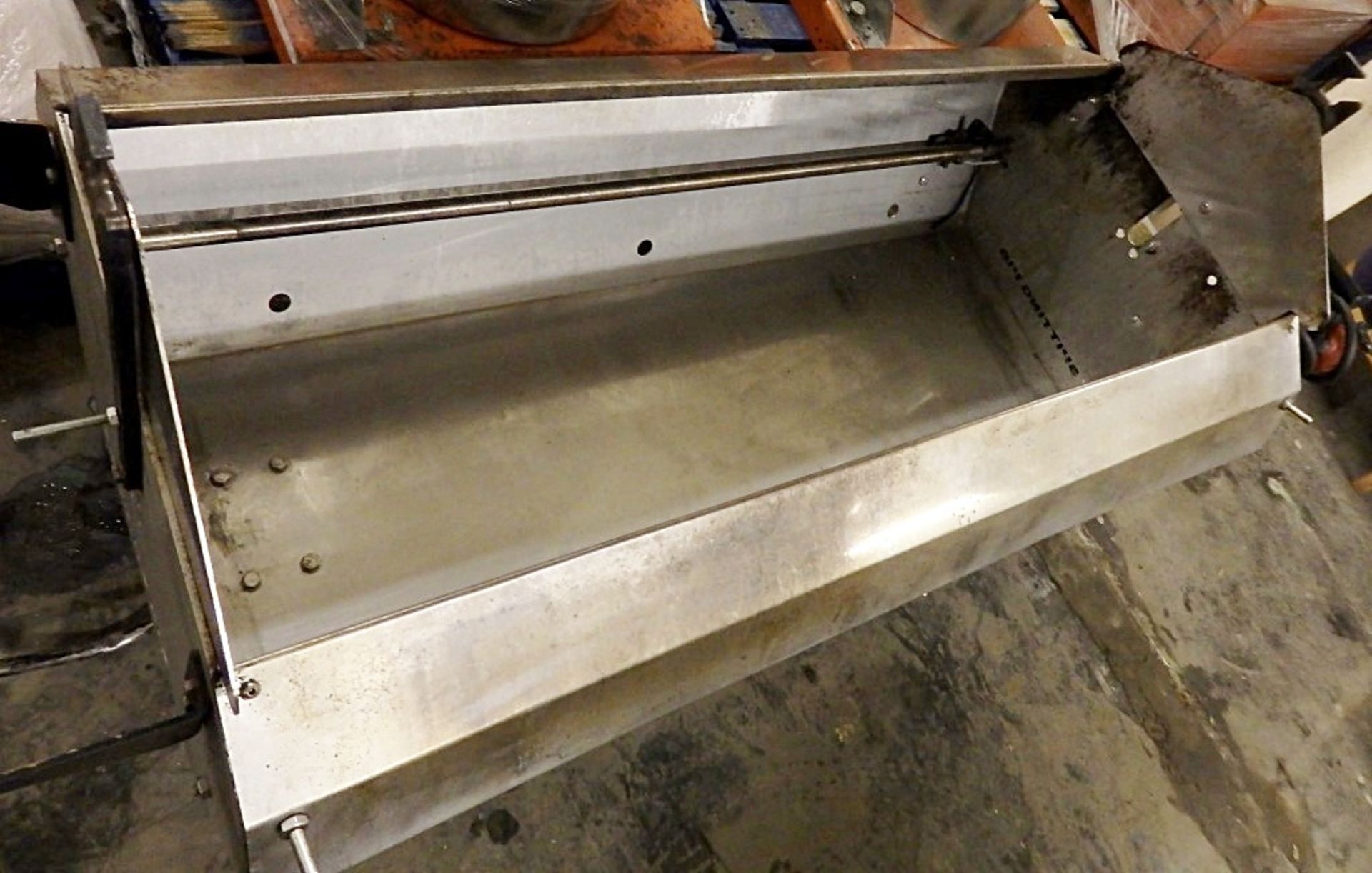 1 x Spitting Pig Commercial Hog Roast Machine - Model: Titan SPM 423 - Stainless Steel - Dimensions: - Image 15 of 15