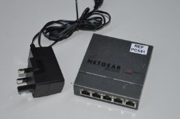 1 x Netgear Prosafe Plus 5 Port Ethernet Switch - Model GS105WE - Includes Power Adaptor - CL300 -