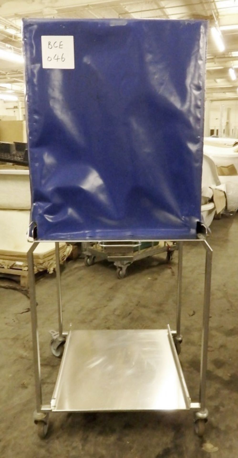 1 x Stainless Steel Plate Rack / Trolley With Thermal Cover -  Only Used Once Before  - 50 Plate - Image 2 of 4