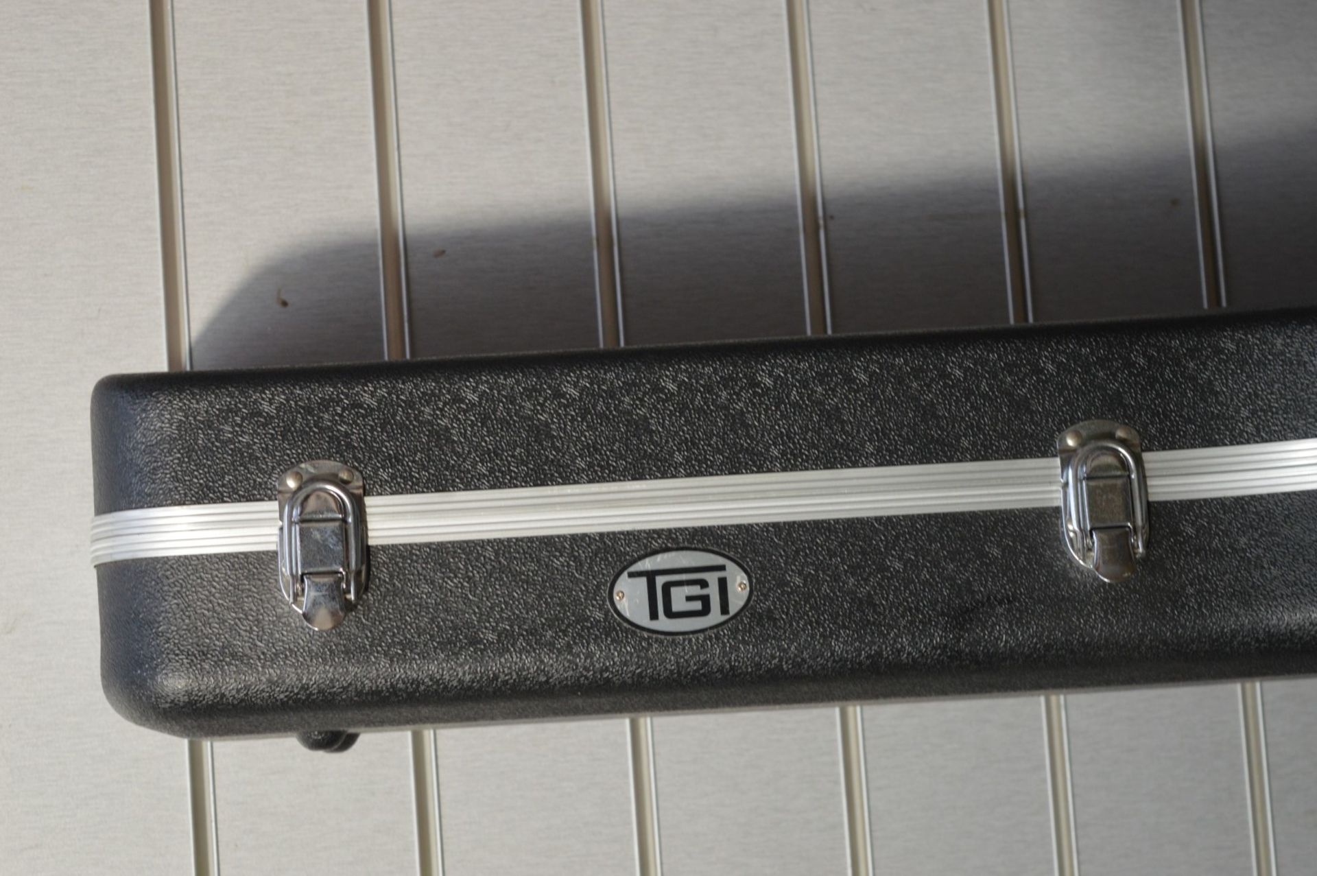 1 x TGI Gibson 335 Style Semi Acoustic Hardshell Guitar Case - CL020 - Ref Pro98 - Location: - Image 5 of 5