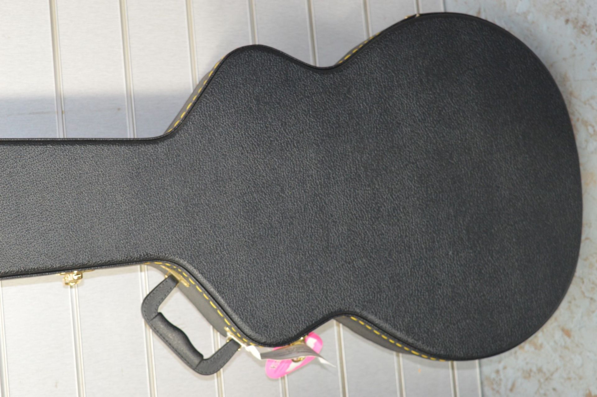 1 x Kingsman Semi Acoustic Hardshell Guitar Case - CL020 - Ref Mus15 - Location: Altrincham WA14 - Image 2 of 6