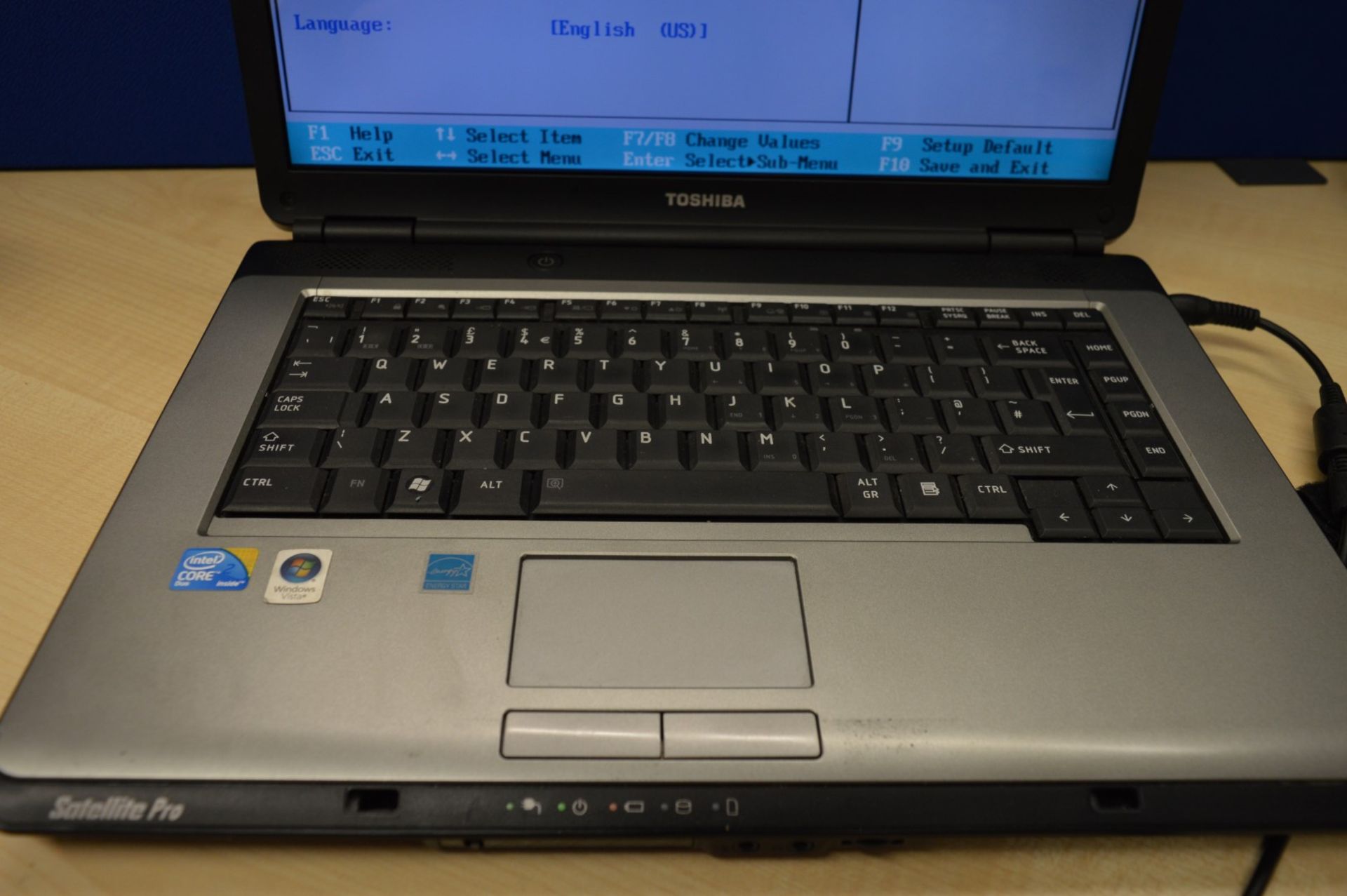 1 x Toshiba L300-2E5 Laptop Computer - 15.4 Inch Screen Size - Features Intel Core 2 Duo T5870 - Image 6 of 7