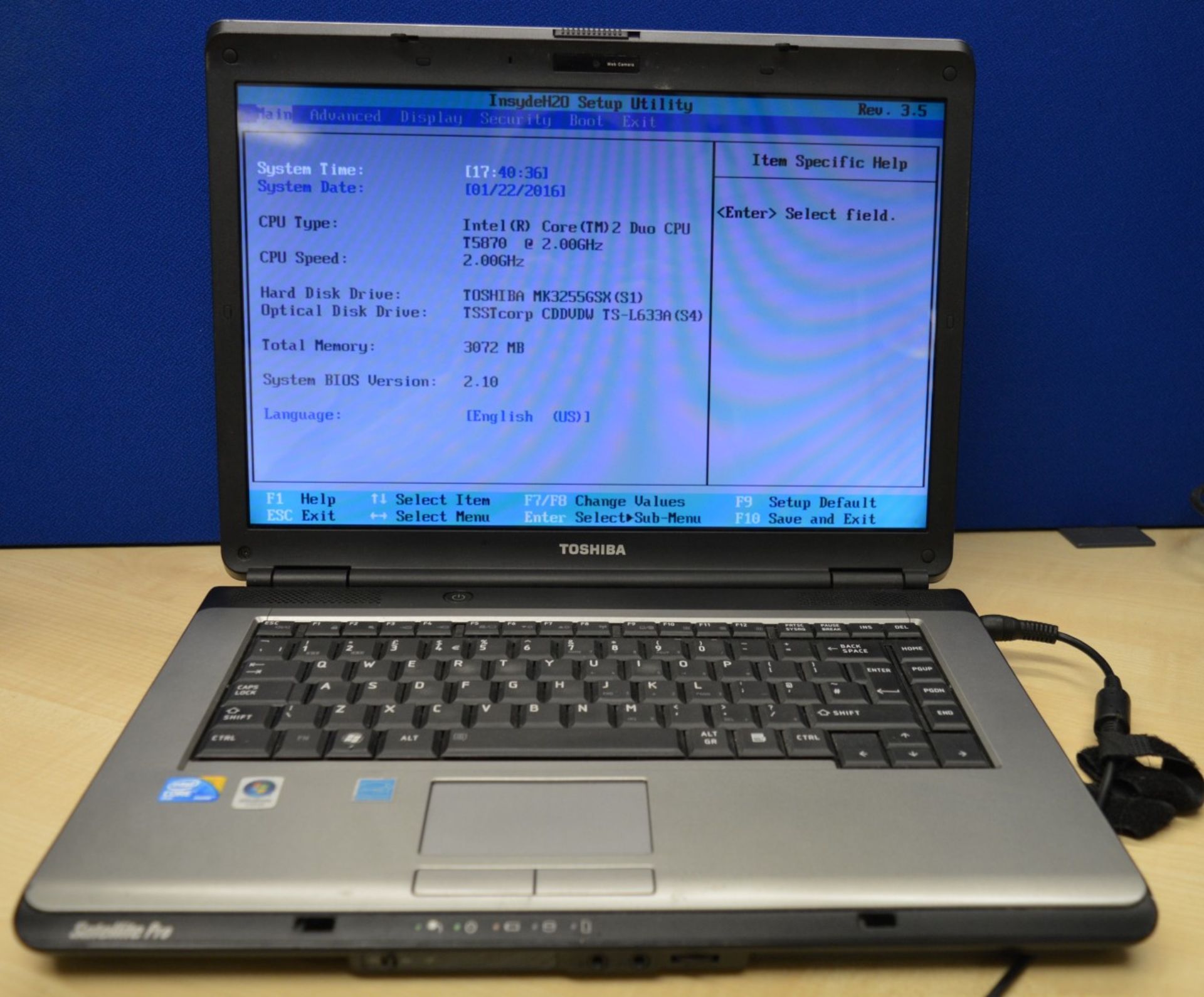 1 x Toshiba L300-2E5 Laptop Computer - 15.4 Inch Screen Size - Features Intel Core 2 Duo T5870