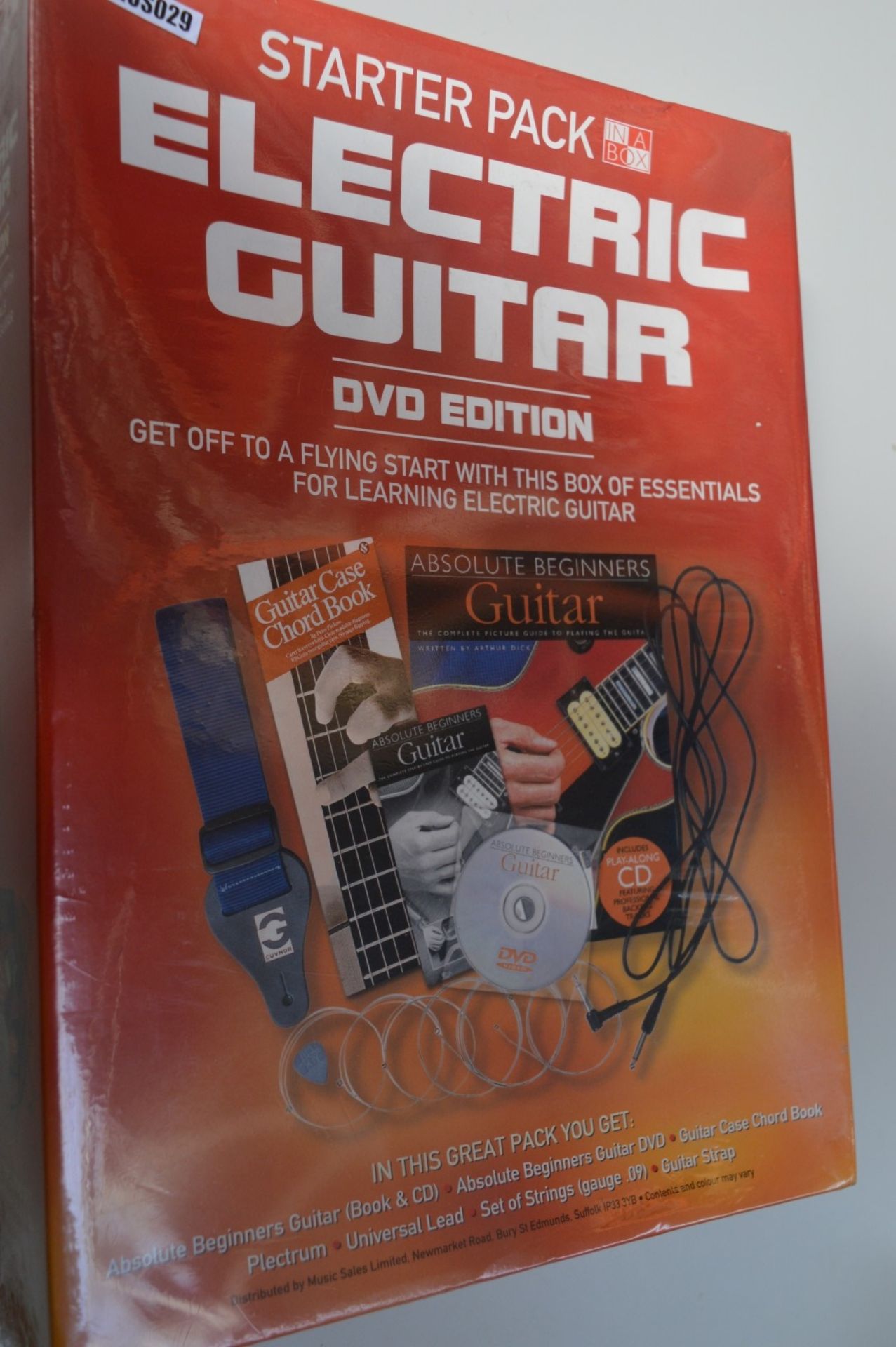 1 x Electric Guitar Starter Pack - DVD Edition - Includes Absolute Beginners Guitar Book and CD, - Image 2 of 3