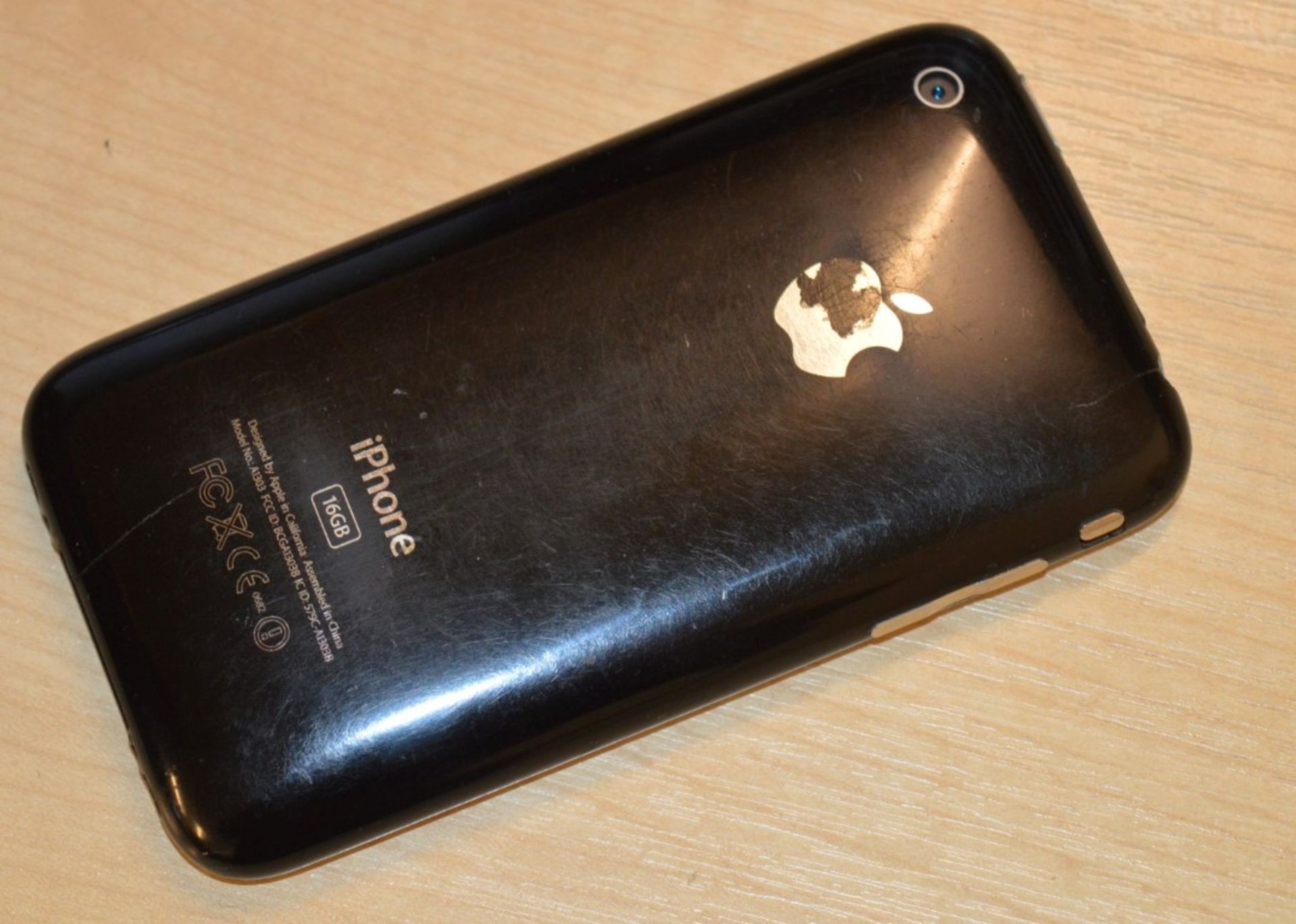 1 x Apple Iphone 3G 8GB Mobile Phone Handset - CL300 - Ref PC192 - Location: Altrincham WA14 - - Image 2 of 3