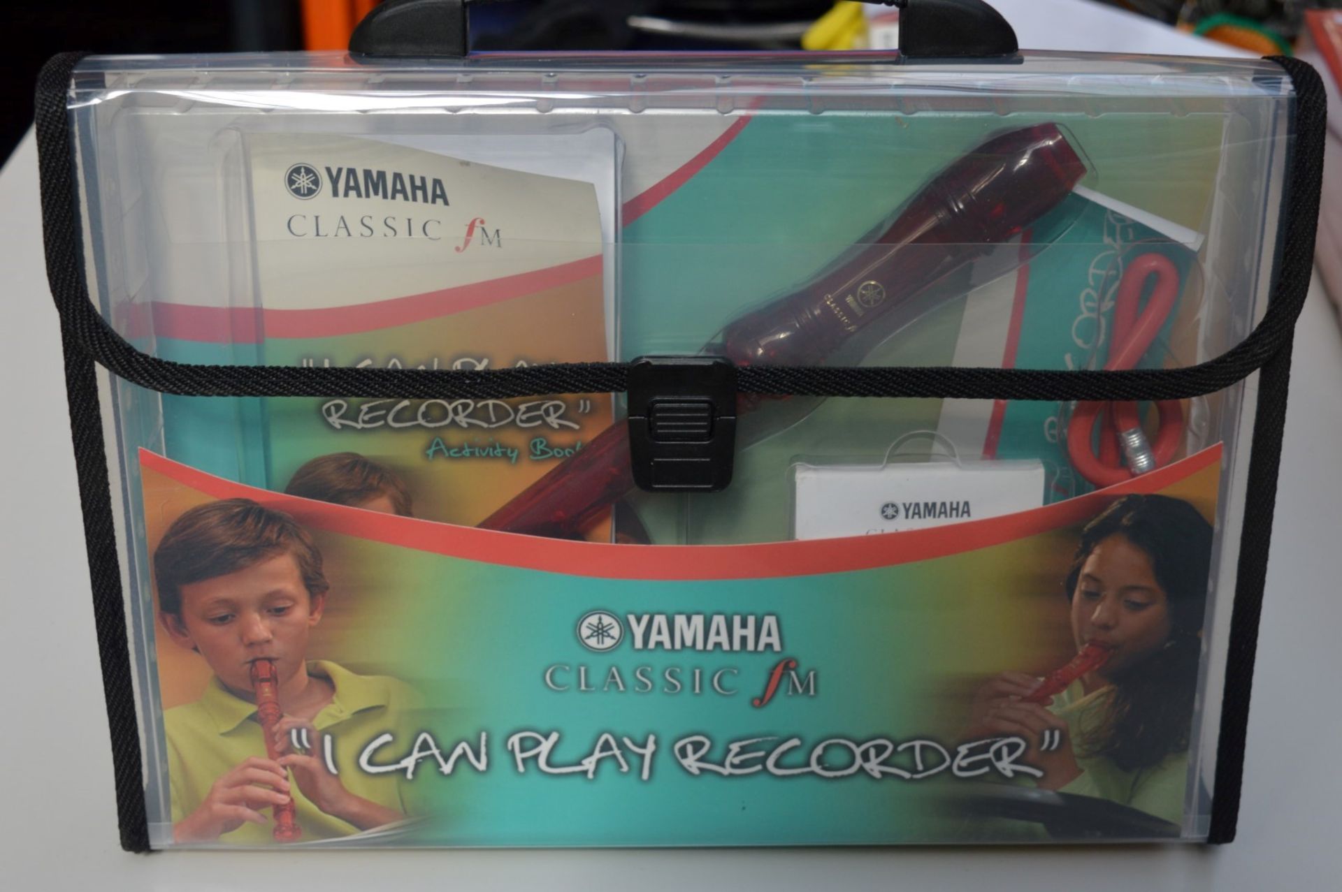 1 x Yamaha Classic FM "I Can Play Recorder" Starter Set - Brand New With Carry Case - CL020 - Ref - Image 4 of 4