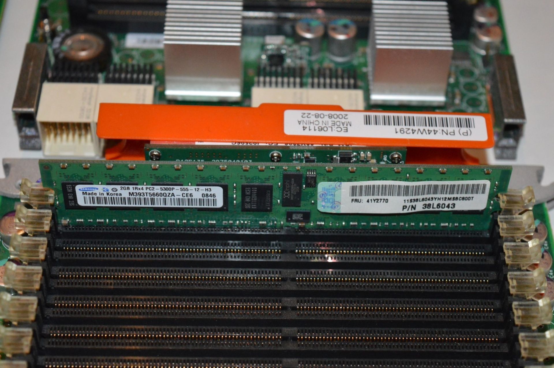 4 x IBM 44W4291 Memory Expansion Cards For X3850 M2 Servers - Each Card Includes 2gb System Ram - - Image 2 of 5