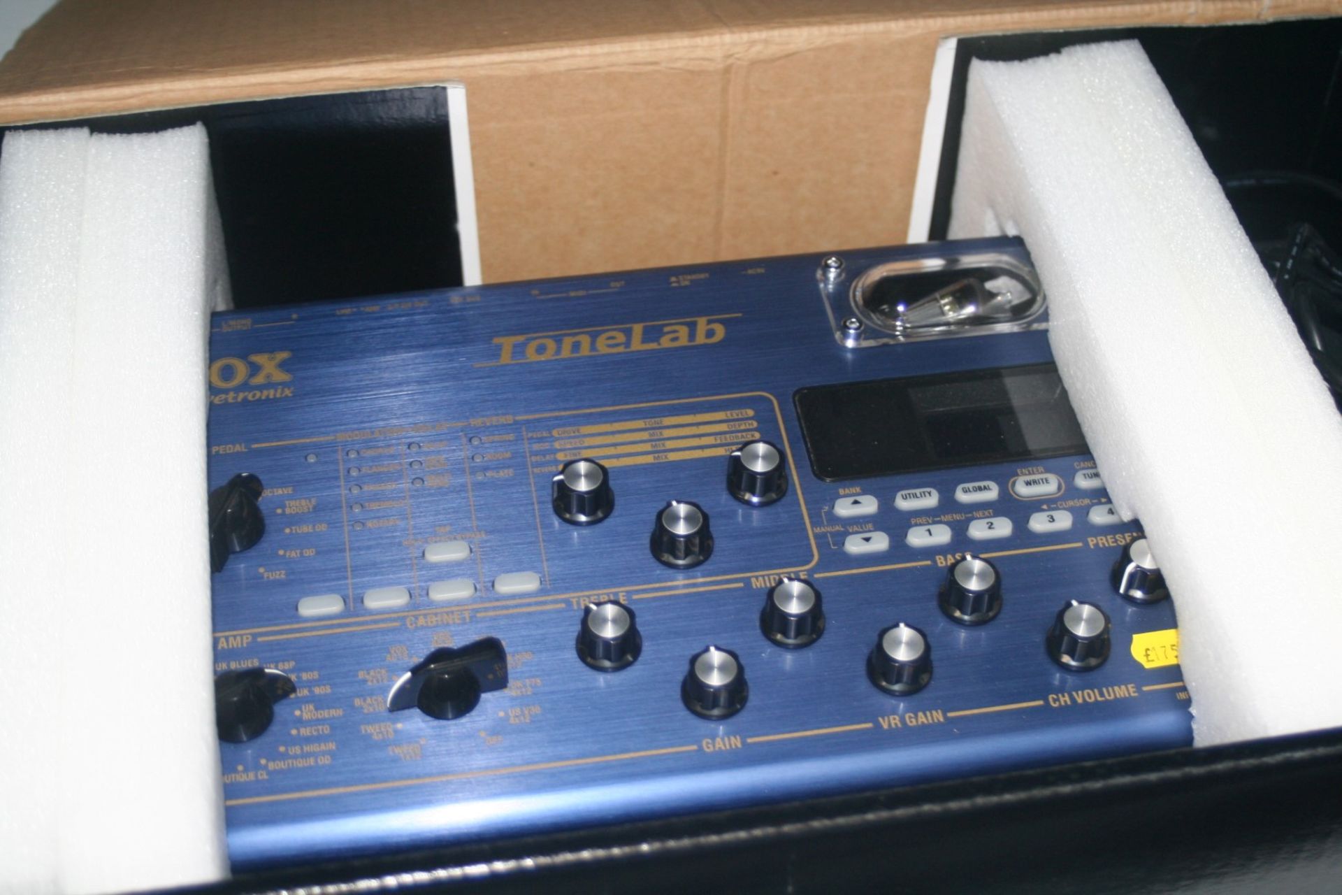 1 x Vox Valvetronix Tone Lab Guitar Amp Modelling Effects Unit – Ex Display Model – Boxed – Comes - Image 15 of 15