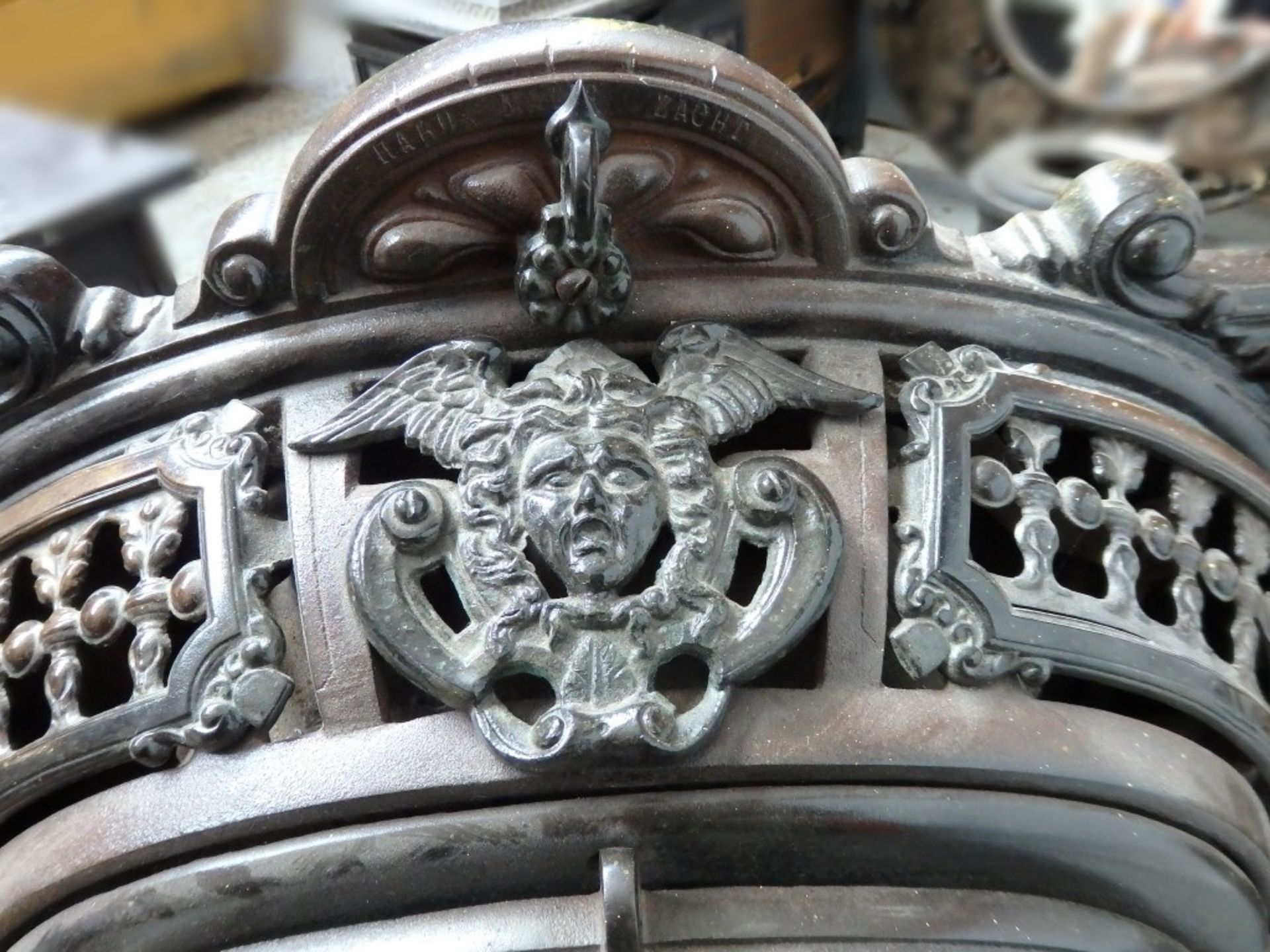 1 x Reclaimed Antique Ornate Cast Iron Fireplace - Dimensions: H65 x W60 x D30cm - Ref VI001 - CL150 - Image 11 of 12