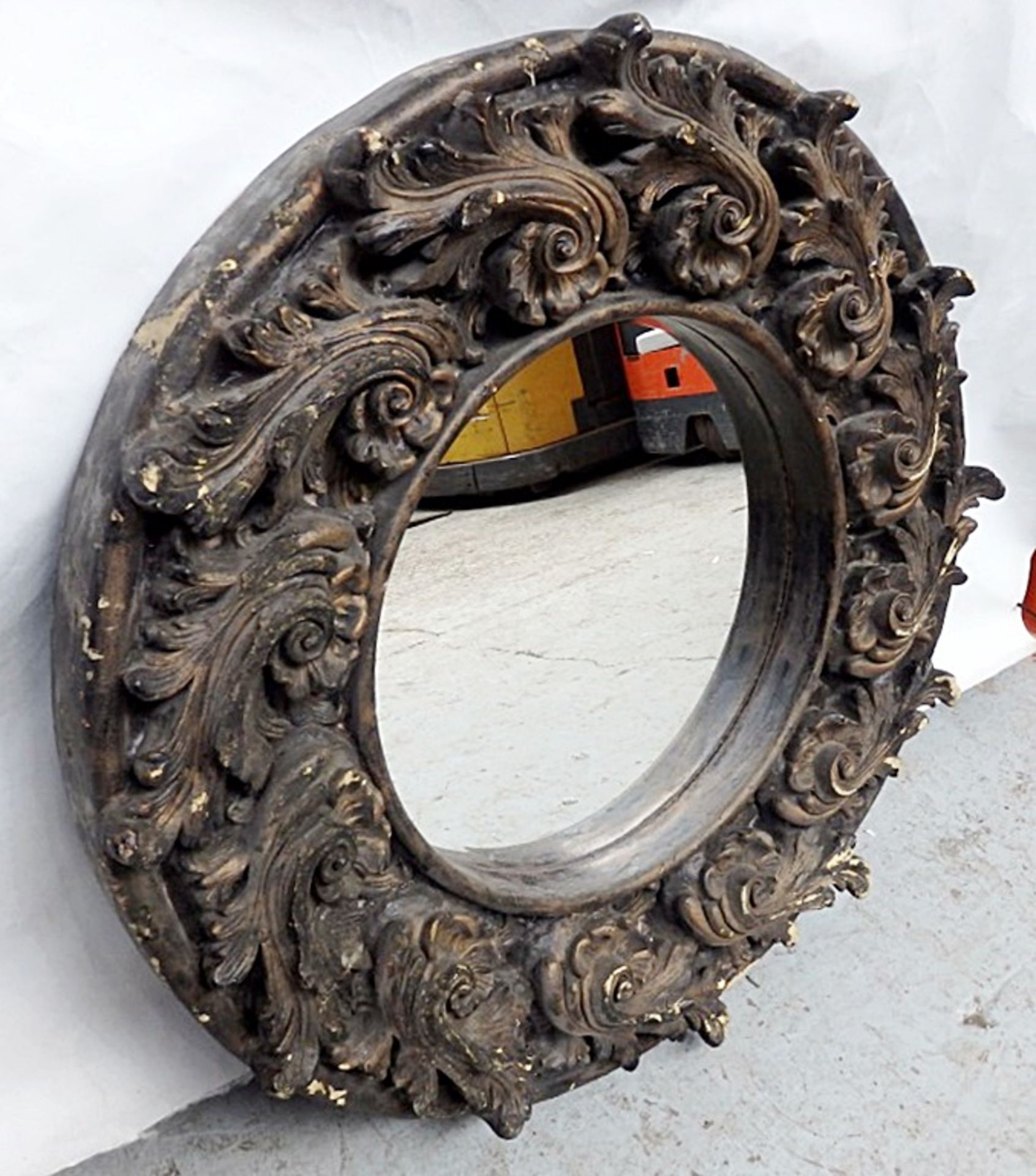 1 x Large "Alan Wallis" Antique-Style Distressed Shabby-Chic Rococo Floral Circular Wall Mirror -