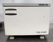 1 x Towel Warmer / Hot Cabi (Model TW-18S) - W45 x D27 x H35cm - Suitable For Bars, Pubs, Clubs, And