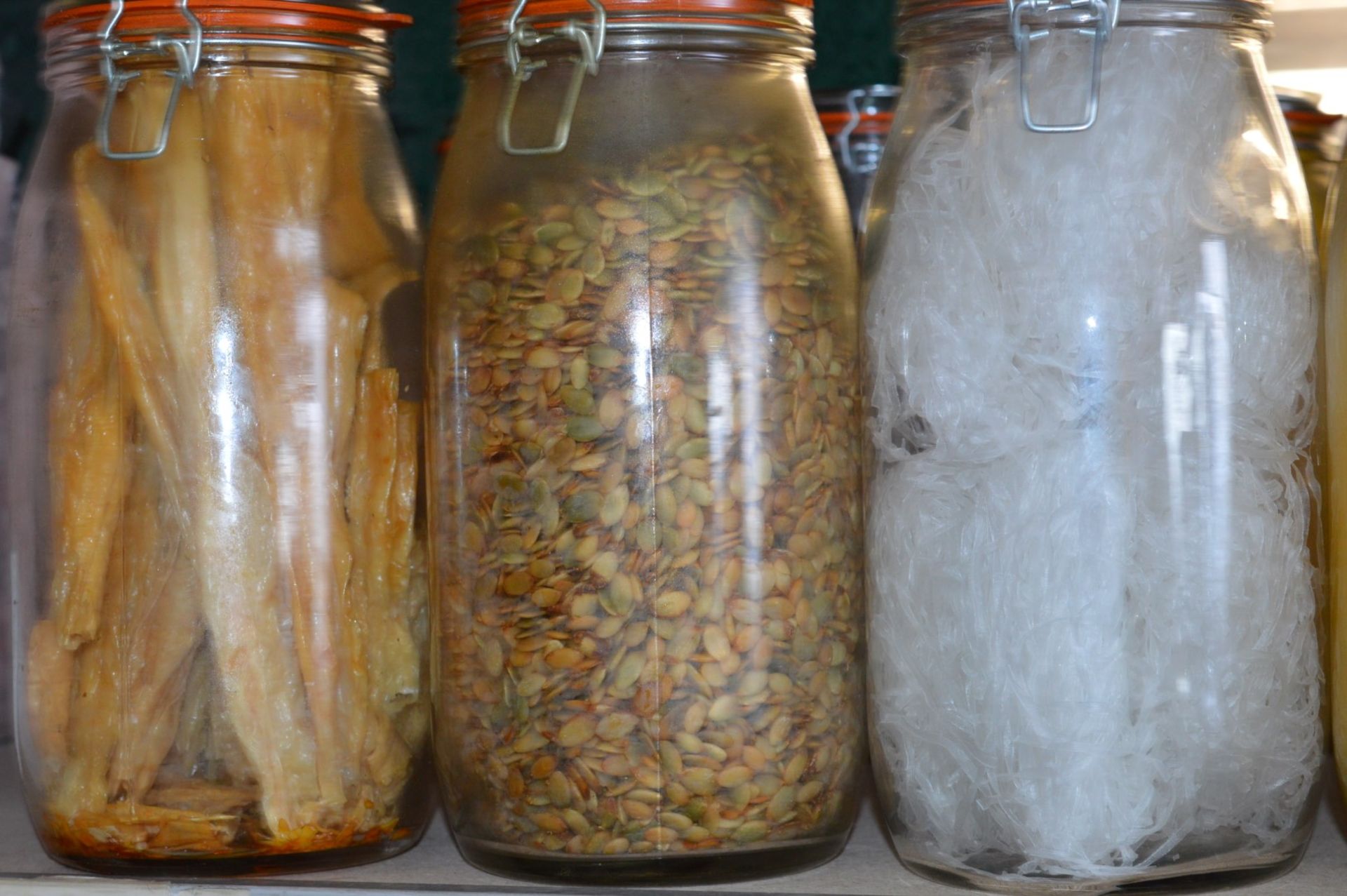 10 x Swing Top Jars With Deorative Spice Contents - Large Jars With Swing Top Lids - Size 28cm - Image 4 of 7