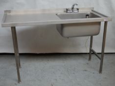 1 x Stainless Steel Commercial Sink Wash Basin Unit With Drainer - CL164 - With Large Sink Bowl,