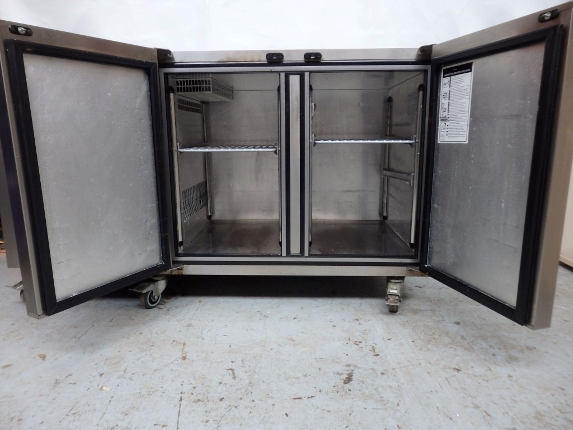 1 x FOSTER Commercial Undercounter Refrigerator With 2-Door Storage, Drawer And Stainless Steel - Image 7 of 13