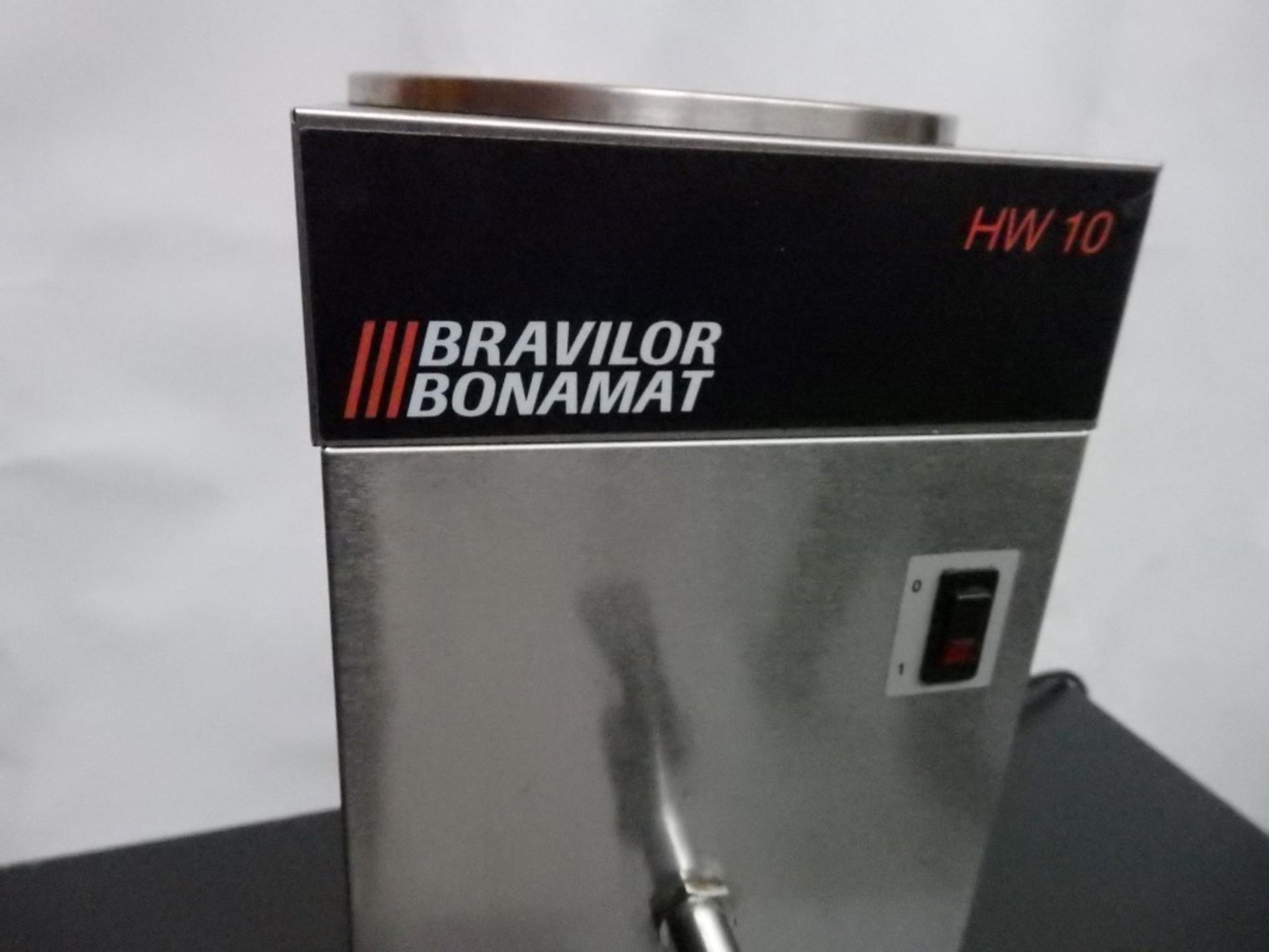 1 x Bravilor HW10 Commercial Hot Water Dispenser 2Ltr - Dimensions 43(H) x 20.5(W) x 35.5(D)cm - - Image 2 of 7