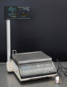 1 x Set of Brecknell 130 Price Weighing Scales - 24 x 29 cm Platform Size - Max Weight 15kg -