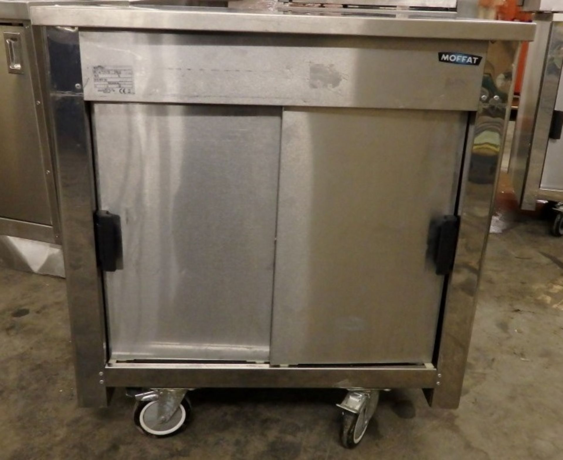 1 x Serving Counter With Storage - On Castors For Maneuverability - Ideal For Pub Carvery, Canteens, - Image 7 of 9
