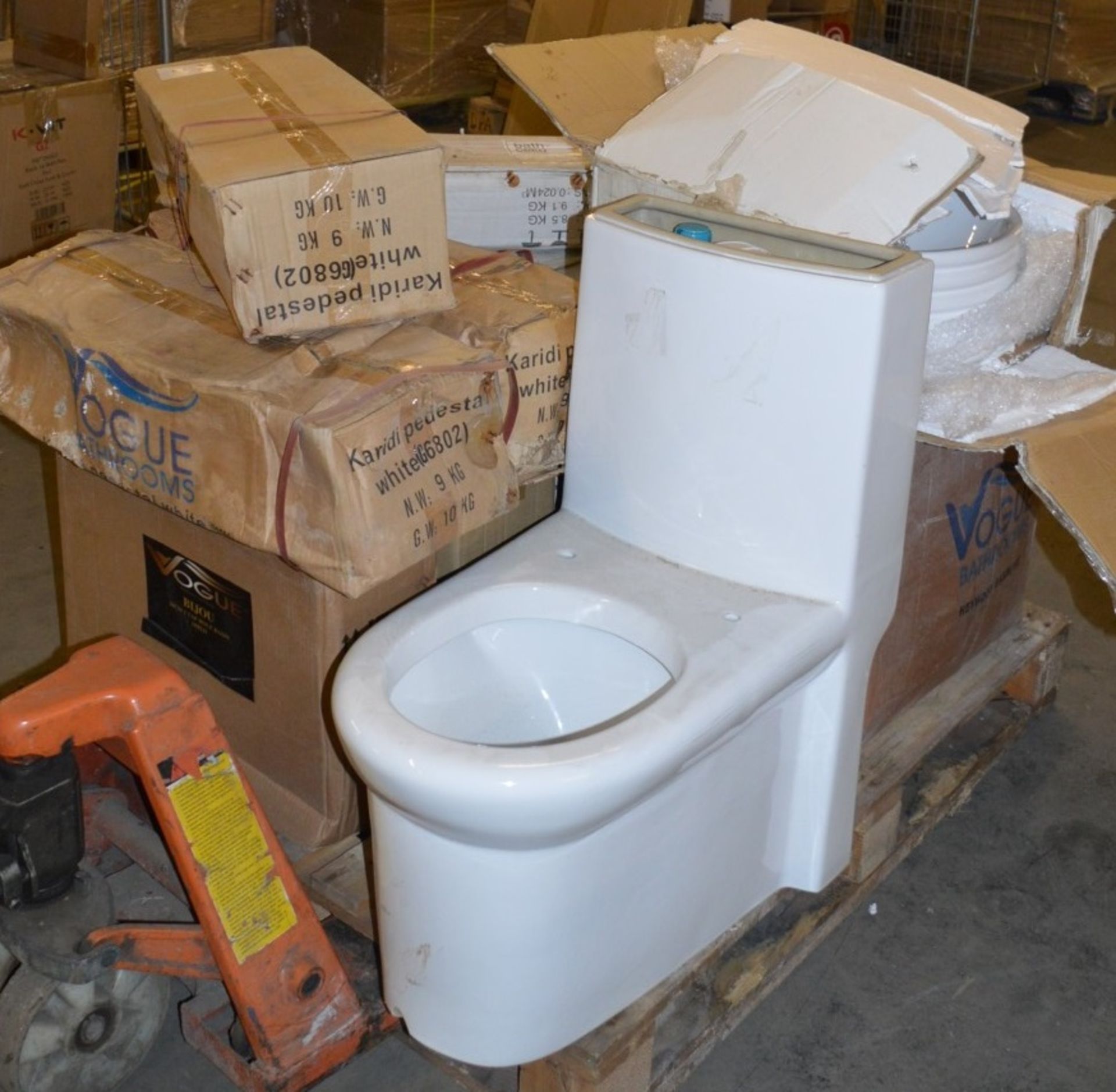 Assorted Pallet Lot - Includes 3 x Karidi Pedestals, 2 x Bijou Basins, 6 x Bijou Pedestals, 1 x - Image 4 of 4