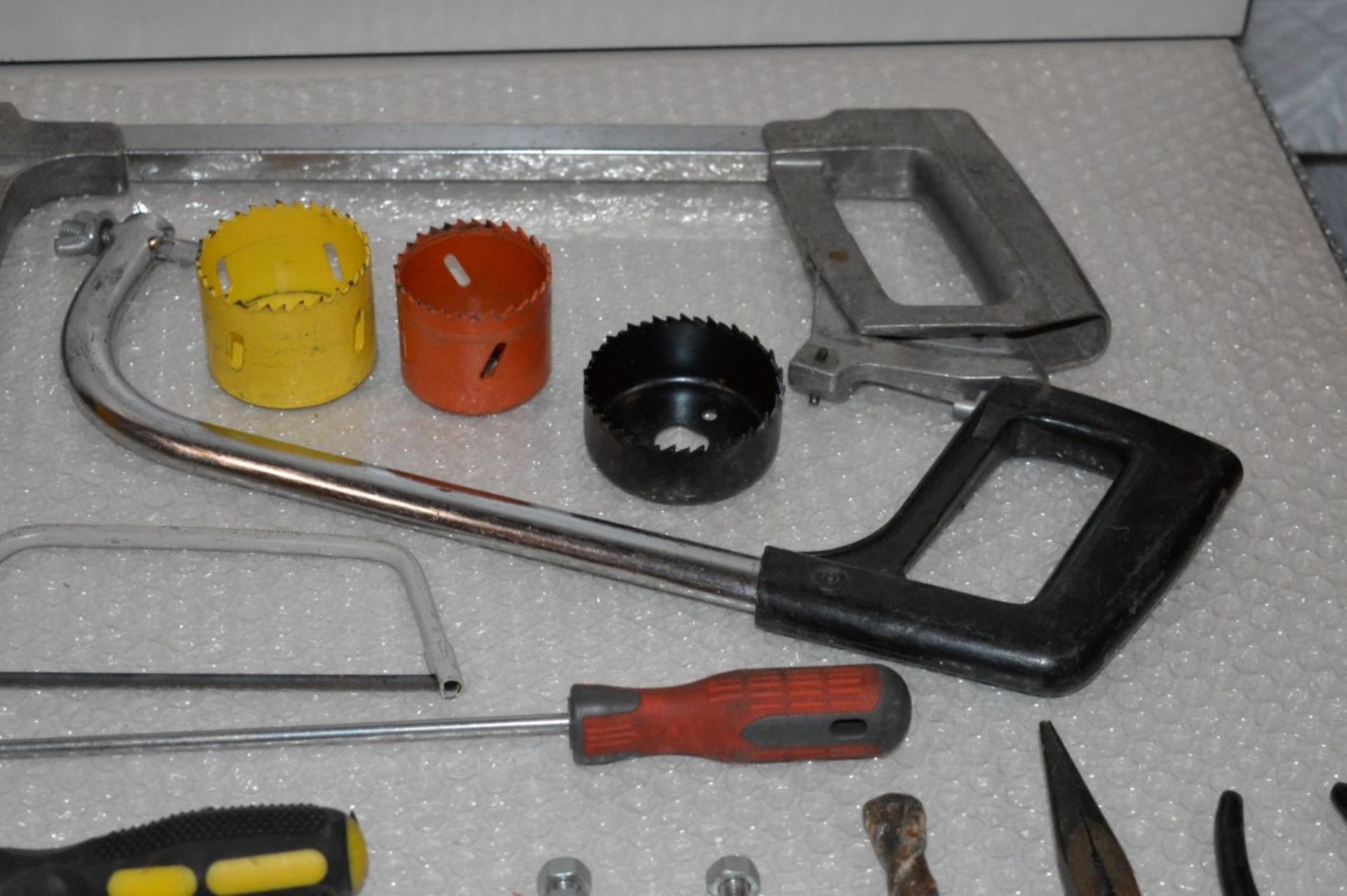 54 x Various Hand Tools Iincluding Screwdrivers, Saws, Bores, Drill Bits, Allen Keys, Hex Head Screw - Image 4 of 15