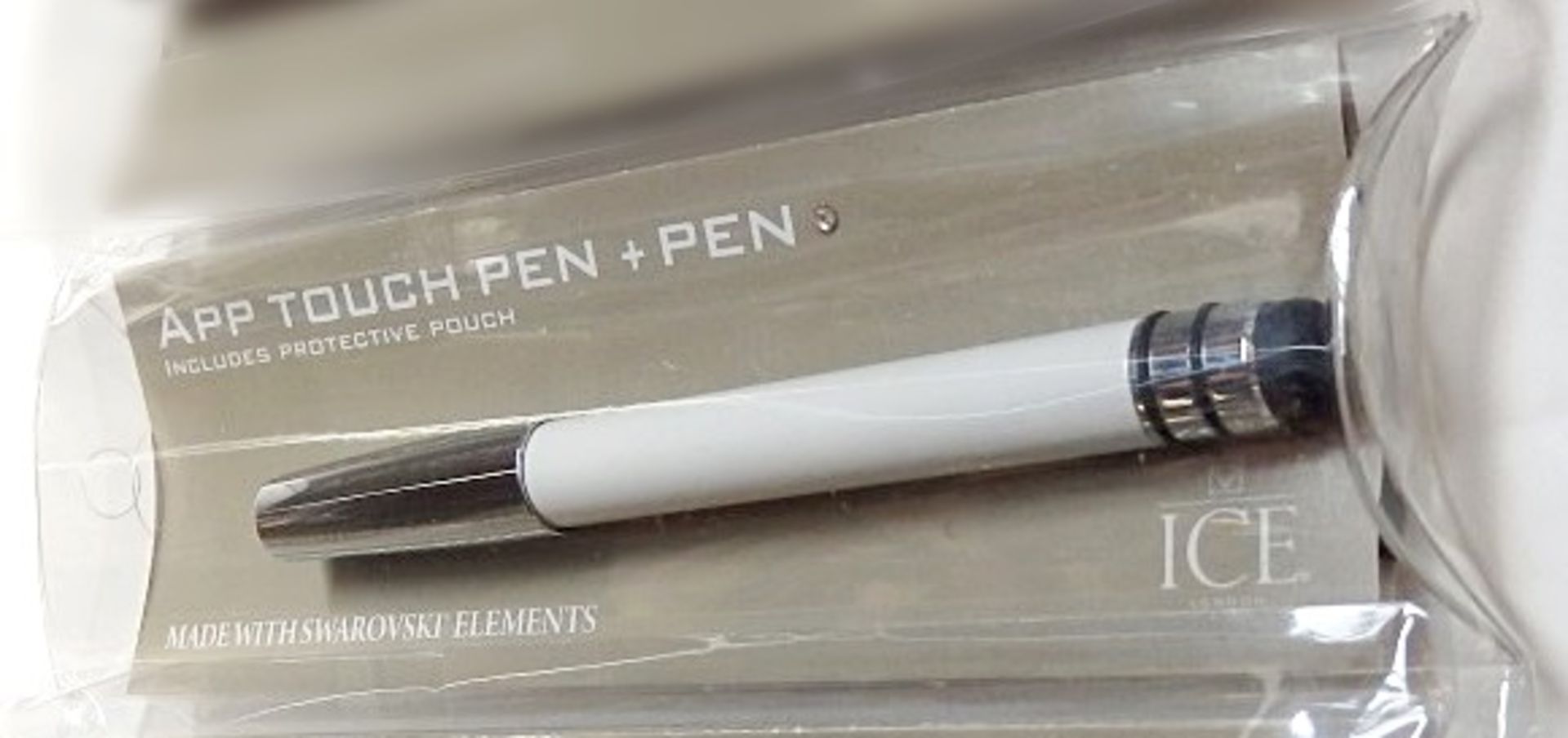 1 x ICE LONDON App Pen Duo - Touch Stylus And Ink Pen Combined - Colour: WHITE - MADE WITH SWAROVSKI - Image 3 of 3