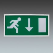 1 x THORN Voyager E Exit Sign - Model E3m - CL150 - Unused, Boxed Stock - Ref: HOT073 - Location: