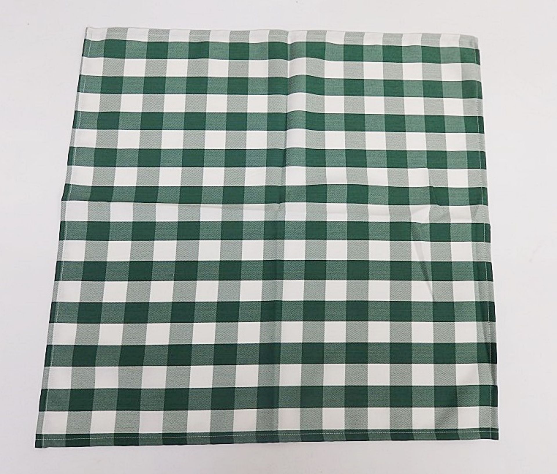 115 x Gingham Cloth Napkins - Unused Boxed Stock - Dimensions: 57 x 57cm Recently Removed From A Bar - Image 2 of 2