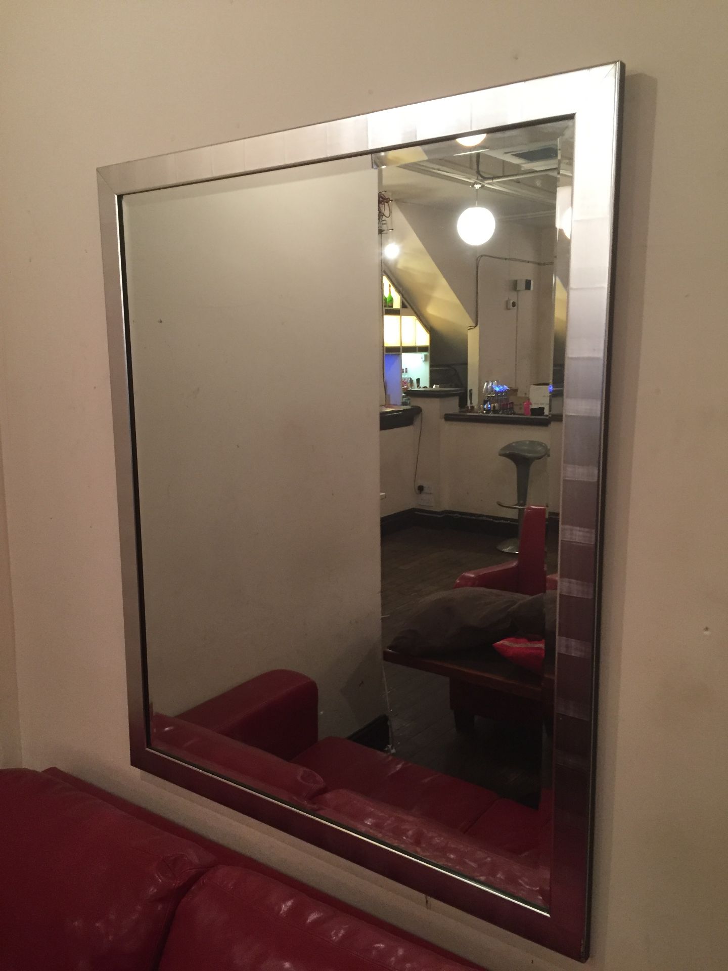 1 x Wall Mirror With Beveled Edge - Dimensions: 60 x 82.5cm - Ref: APB009 - Good Condition - City - Image 2 of 4