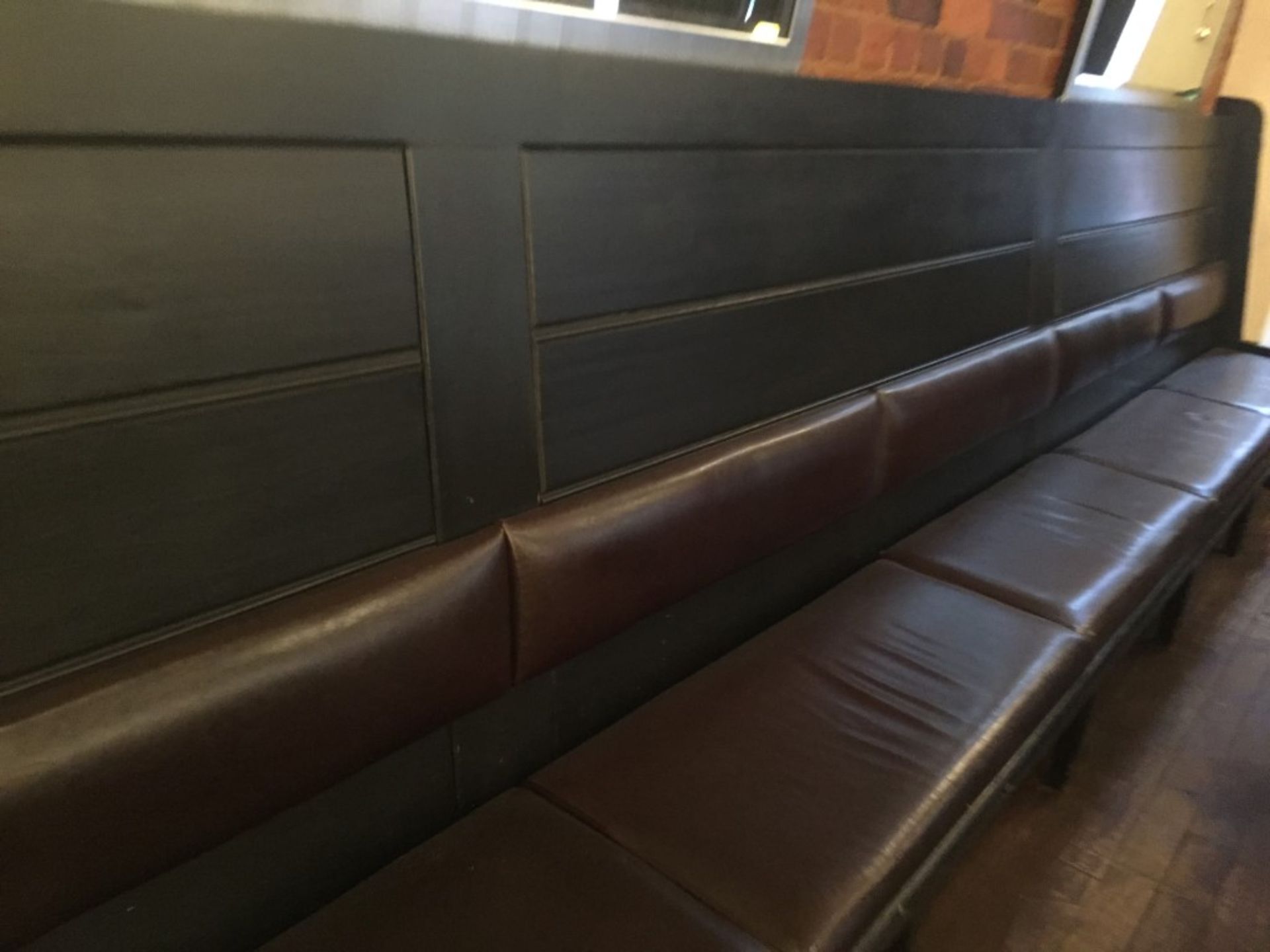 1 x Commercial Wall Seating In Excellent Condition - Offers Seating For Approx 16 Persons In - Image 3 of 4