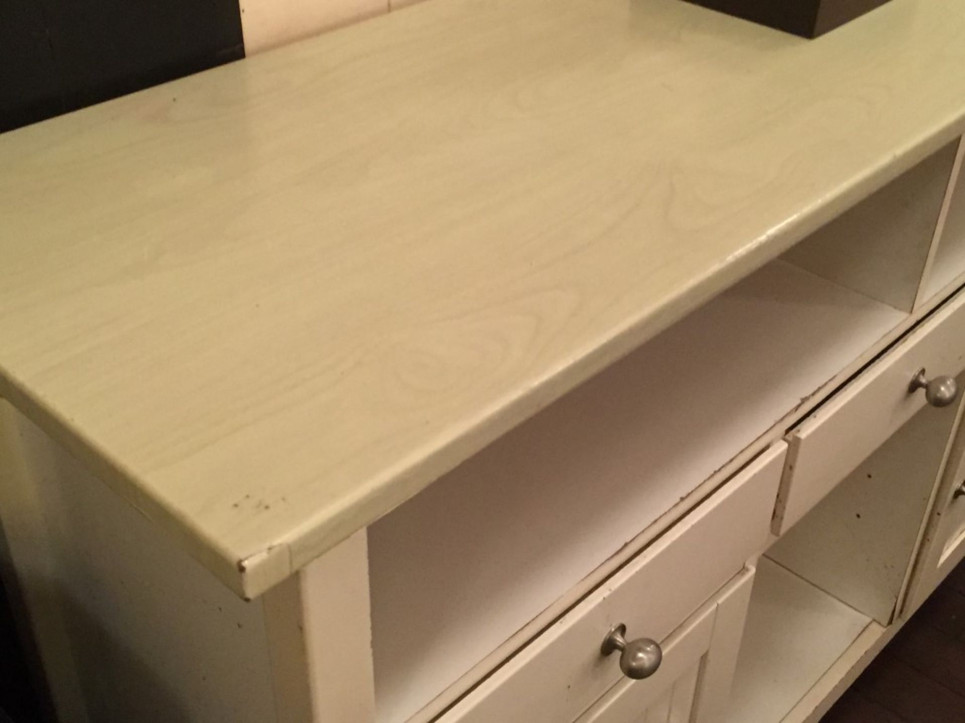 1 x Wooden Shabby Chic Sideboard Server - Dimensions: W143 x D42 x H97cm - Ref: APB022 - City Centre - Image 3 of 3
