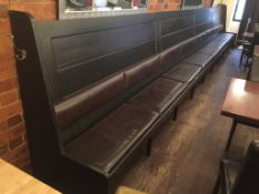 1 x Commercial Wall Seating In Excellent Condition - Offers Seating For Approx 16 Persons In