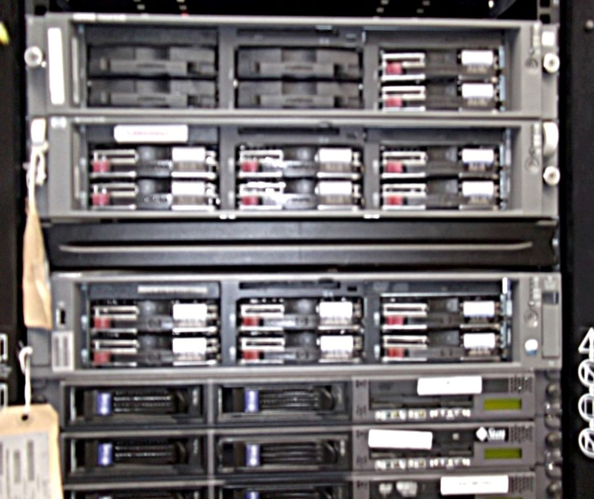 1 x APC Netshelter Server Rack With 12 x Assorted Sun Fire & HP Proliant Filer Systems Including - Image 4 of 8