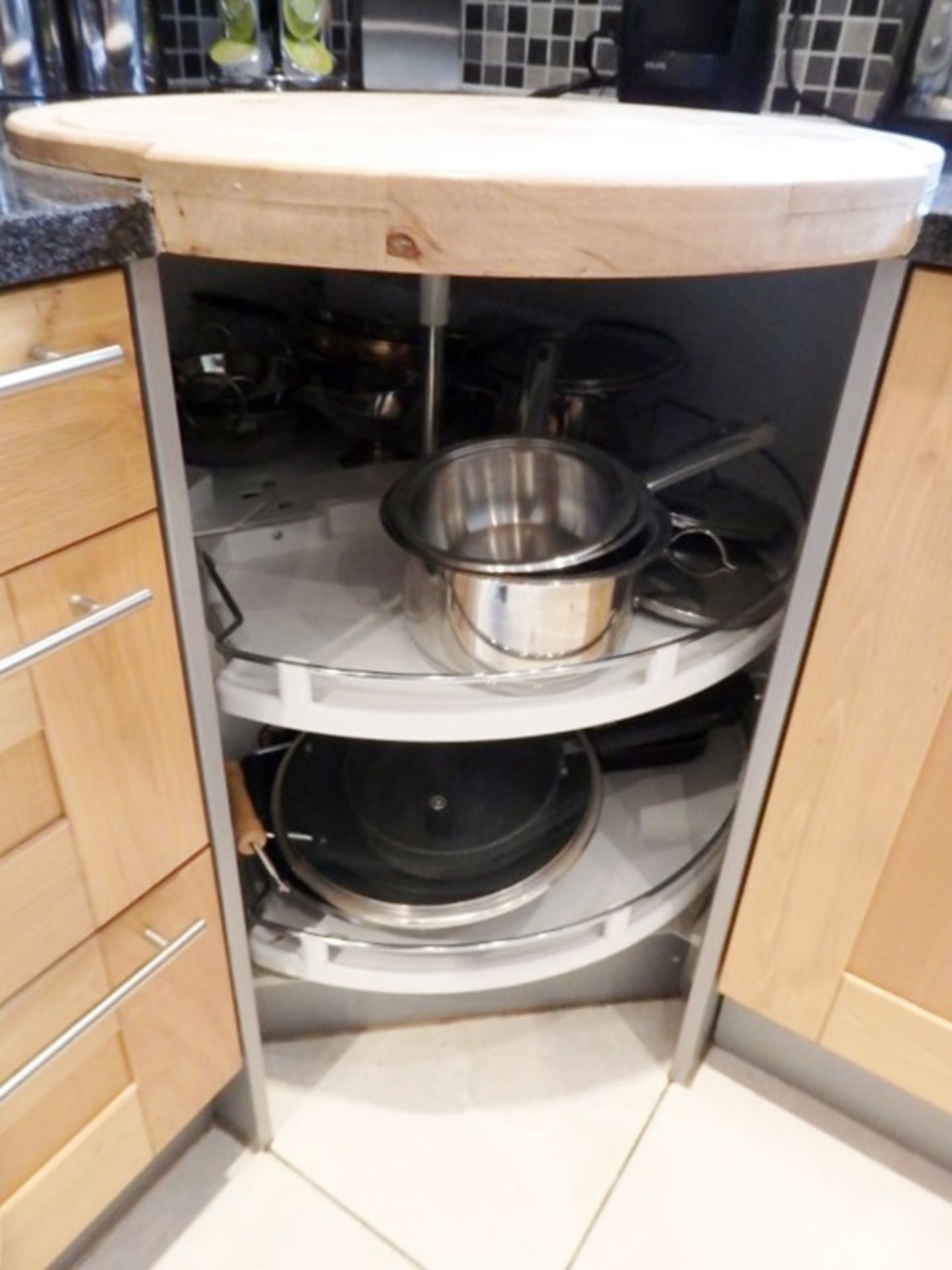 1 x Solid Wood Fitted Kitchen By Panorama - Features Luxurious Black Granite Worktops, Integrated - Image 9 of 31