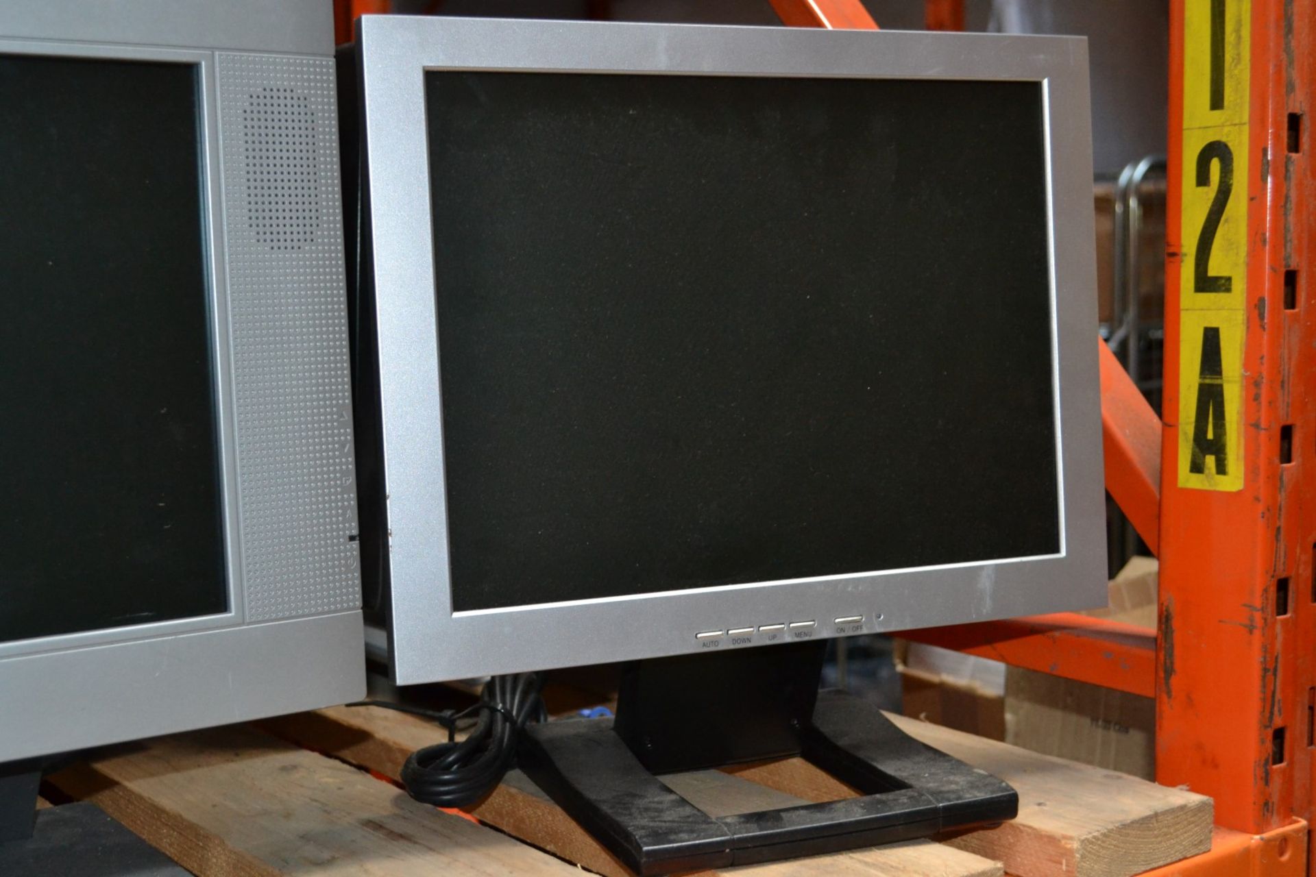 4 x Various Flat Screen Monitors - Various Sizes - Without Power or Monitor Cables - CL011 - Ref - Image 3 of 3