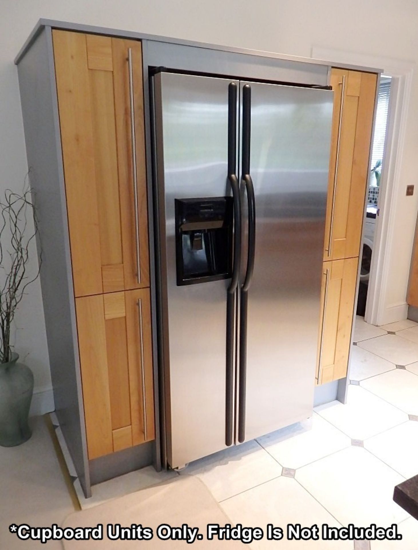 1 x Solid Wood Fitted Kitchen By Panorama - Features Luxurious Black Granite Worktops, Integrated - Image 4 of 31