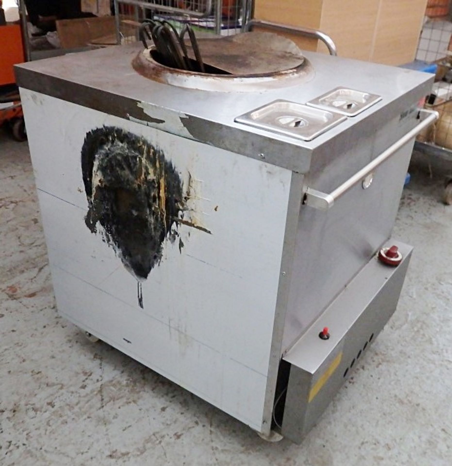 1 x Shaan Tandoori Commercial Oven - Dimensions: W71 x D76 x H86cm - Also Includes Skewers - Ref: - Image 9 of 9