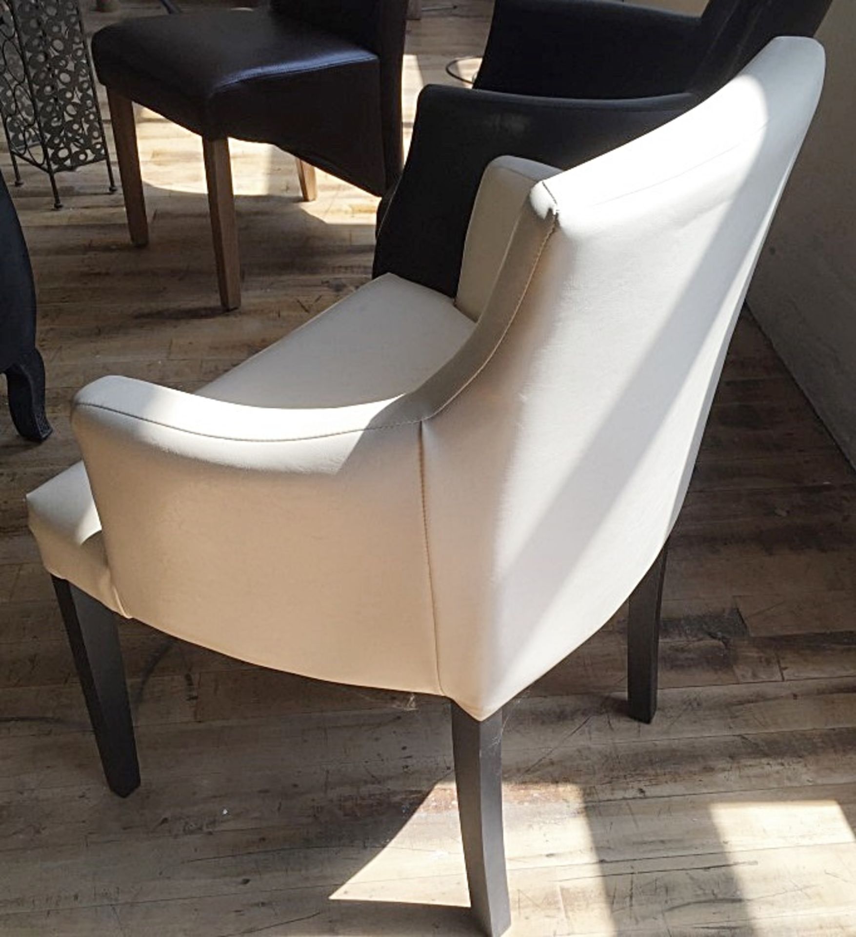 1 x Faux Leather Chair In Cream - Ref: NDE016B - CL122 - Location: Bury BL8 All furniture items - Image 4 of 4