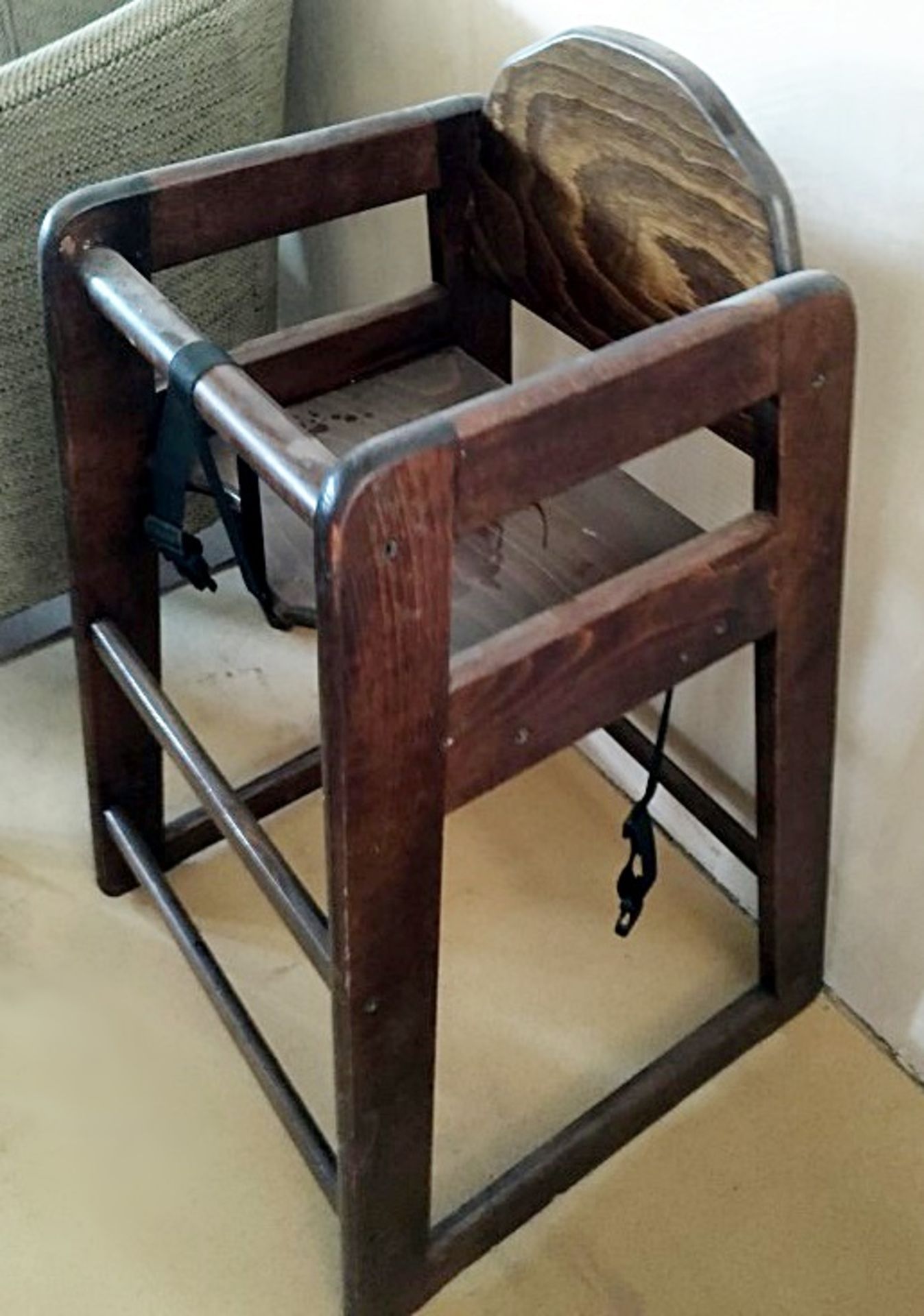 1 x Solid Wood Childs High Chair - All Recently Taken From A Bar & Restaurant Environment - - Image 3 of 8